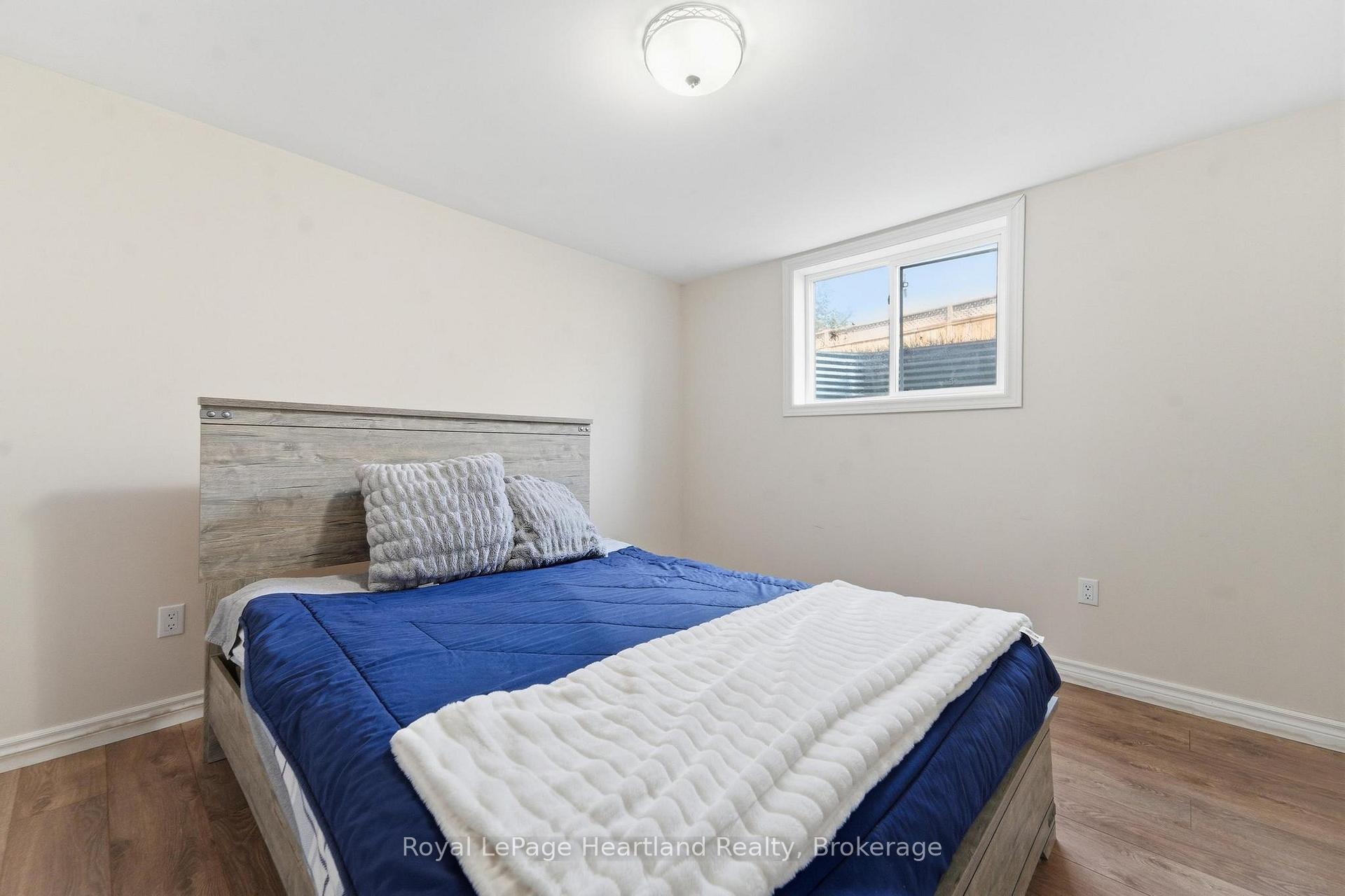 Photo 39 of 62 Victoria Boulevard, Huron East, Vanastra — HOMEH