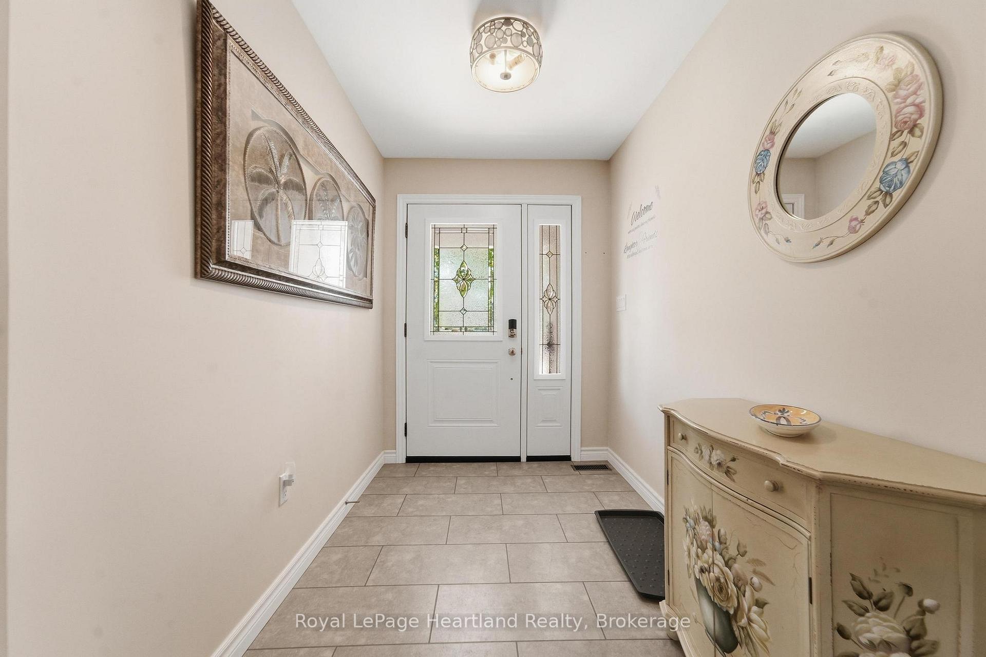 Photo 43 of 62 Victoria Boulevard, Huron East, Vanastra — HOMEH