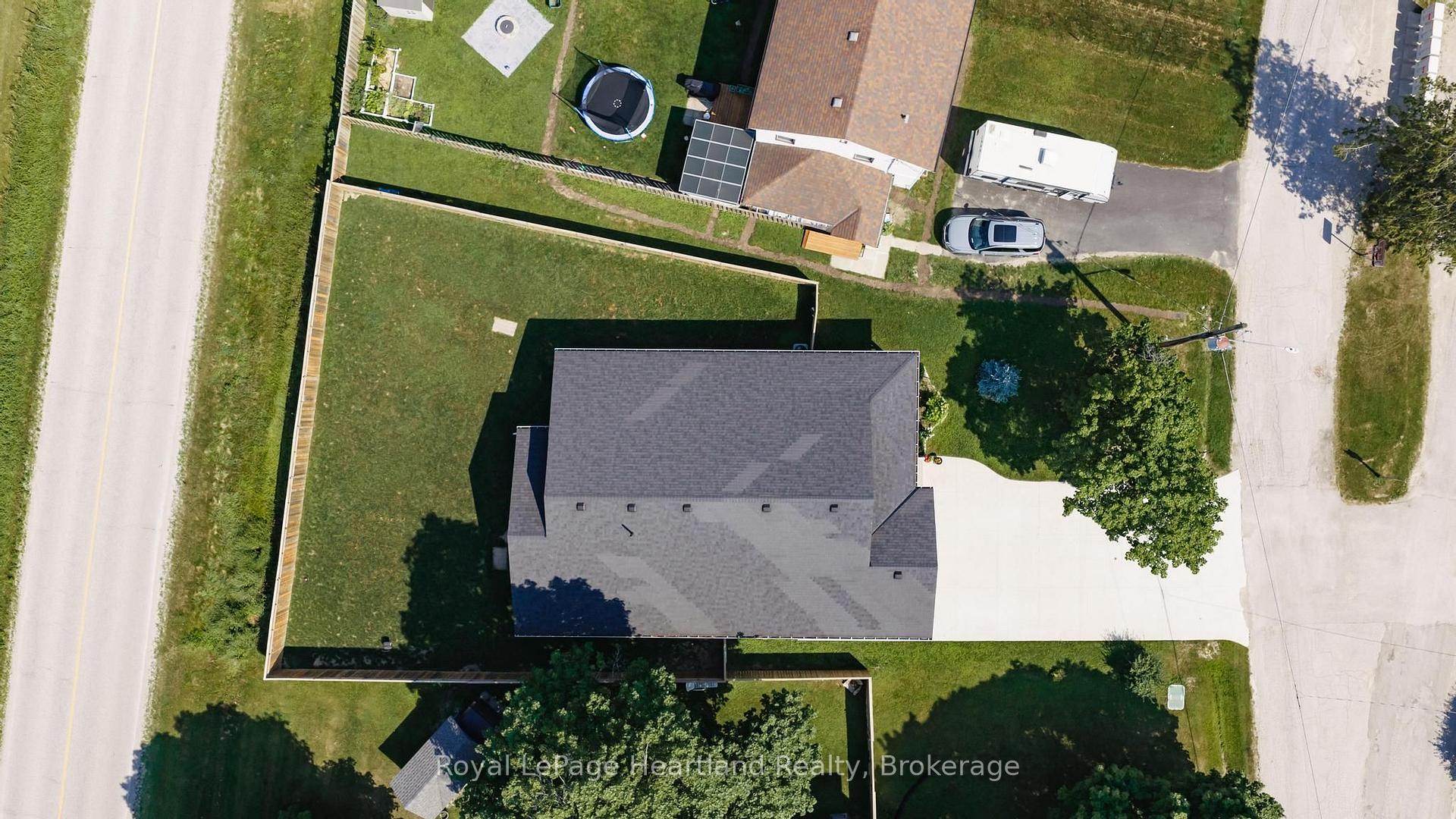 Photo 46 of 62 Victoria Boulevard, Huron East, Vanastra — HOMEH
