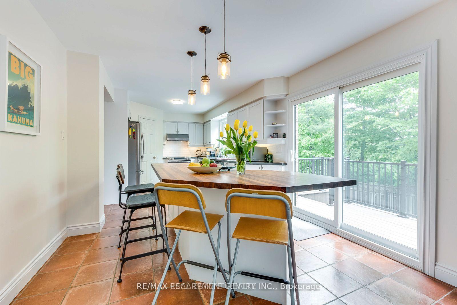 Photo 13 of 1239 White Lane, Oakville, Glen Abbey — HOMEH
