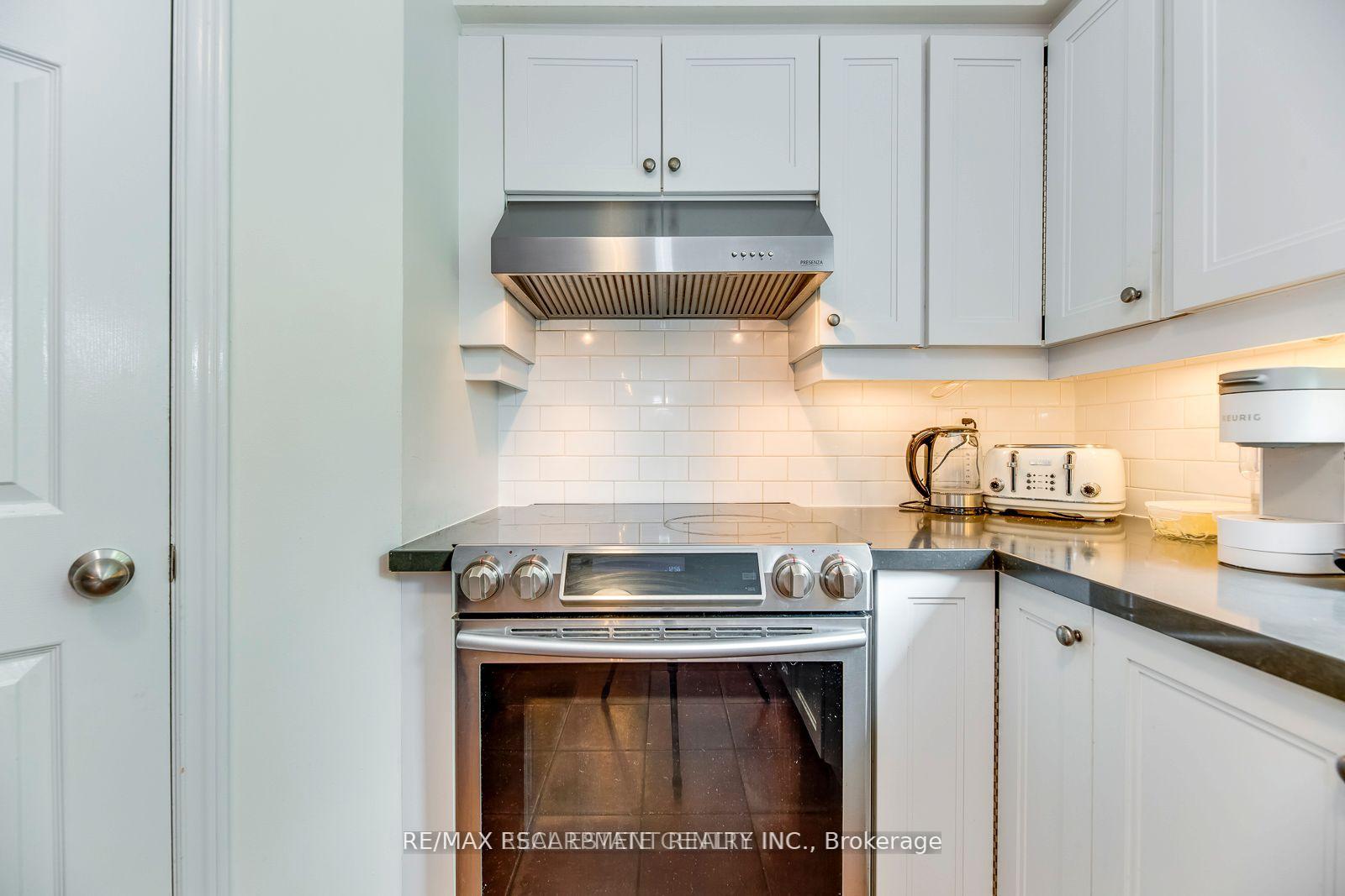 Photo 17 of 1239 White Lane, Oakville, Glen Abbey — HOMEH