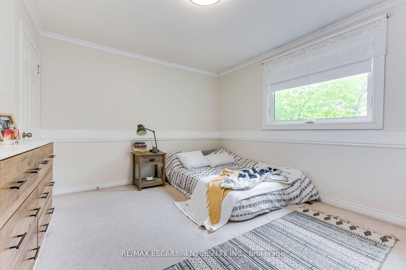 Photo 26 of 1239 White Lane, Oakville, Glen Abbey — HOMEH