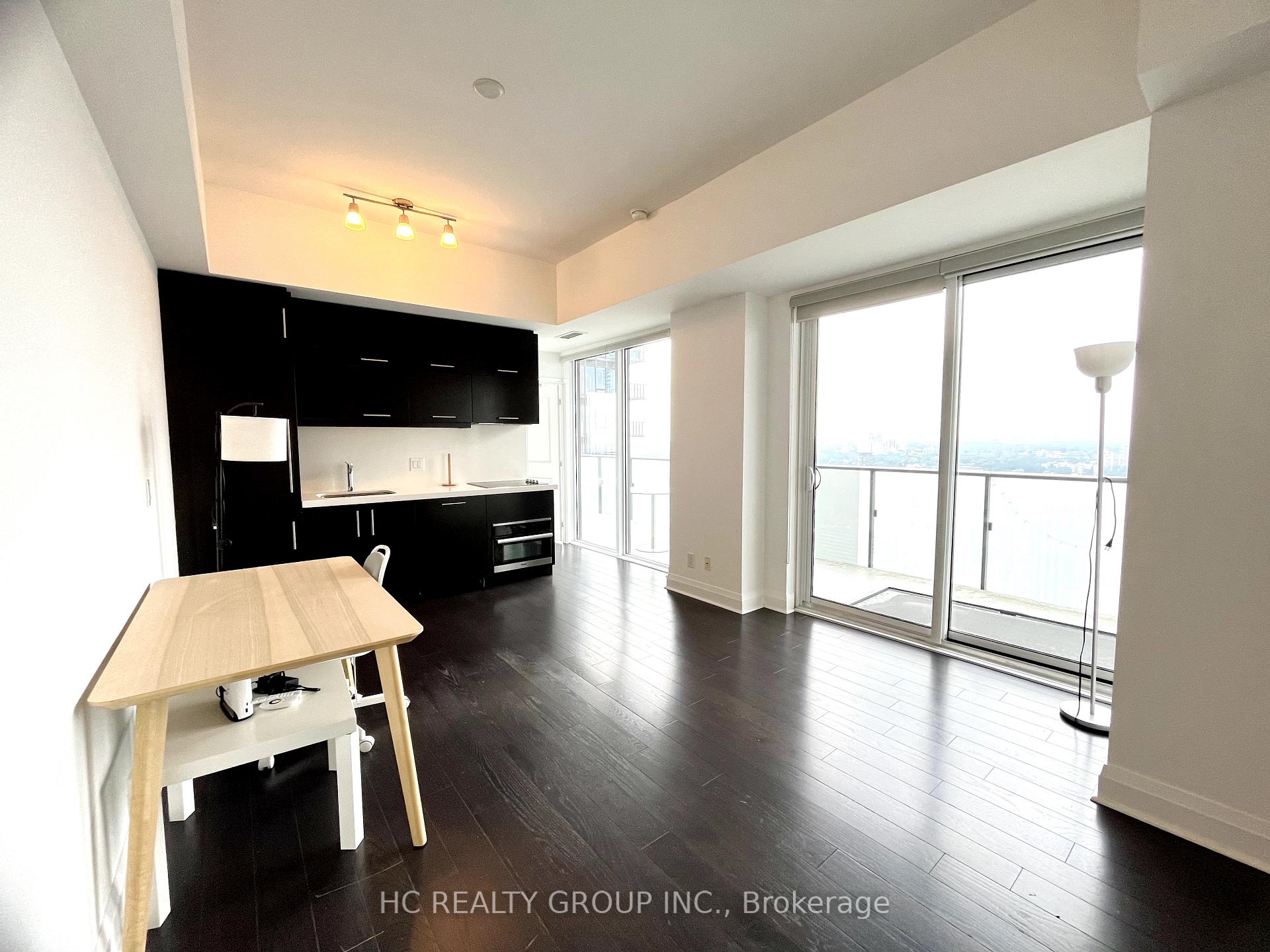 Photo 3 of Unit 4406, 1080 Bay Street, Toronto, Bay Street Corridor — HOMEH