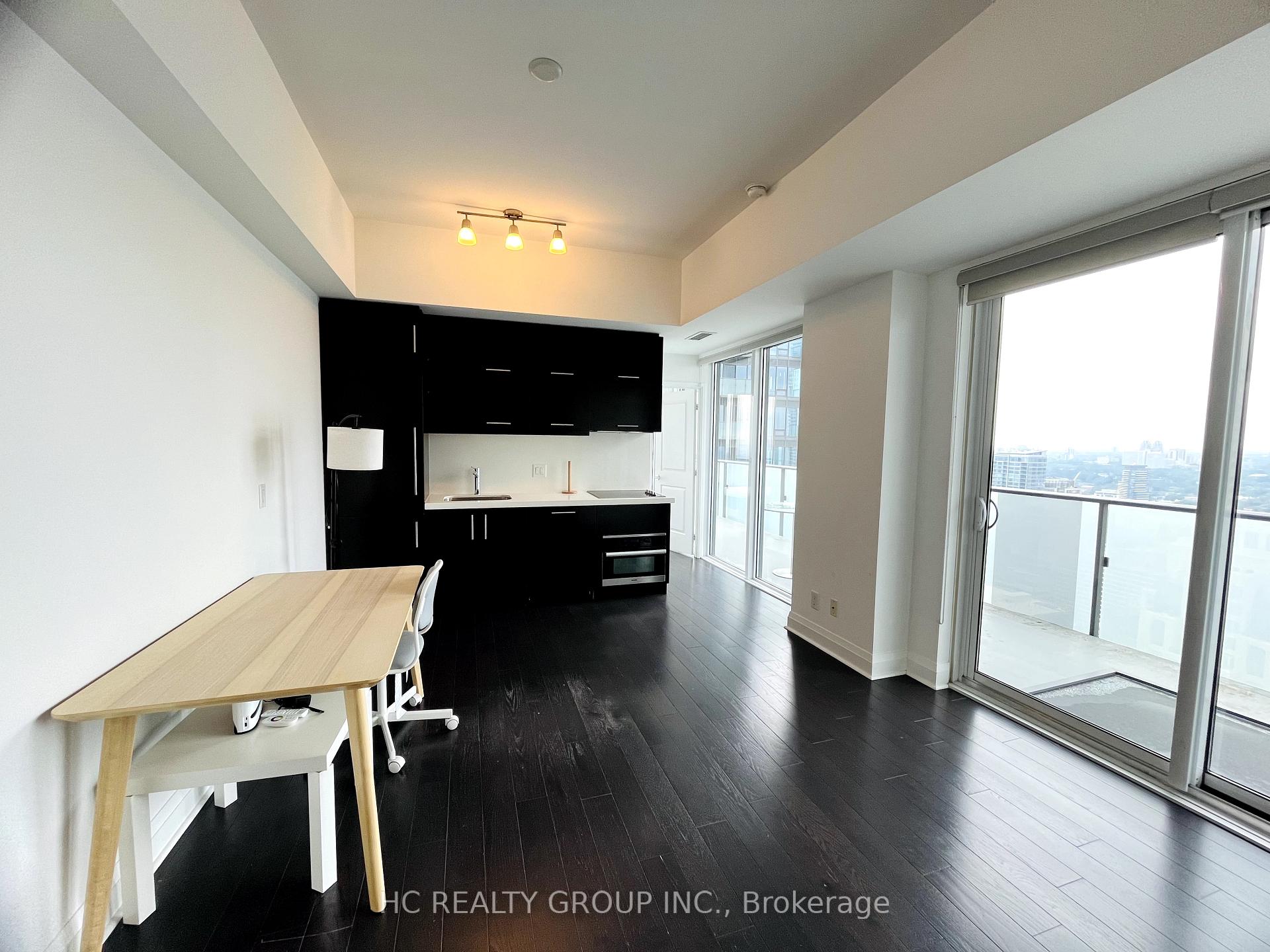 Photo 5 of Unit 4406, 1080 Bay Street, Toronto, Bay Street Corridor — HOMEH