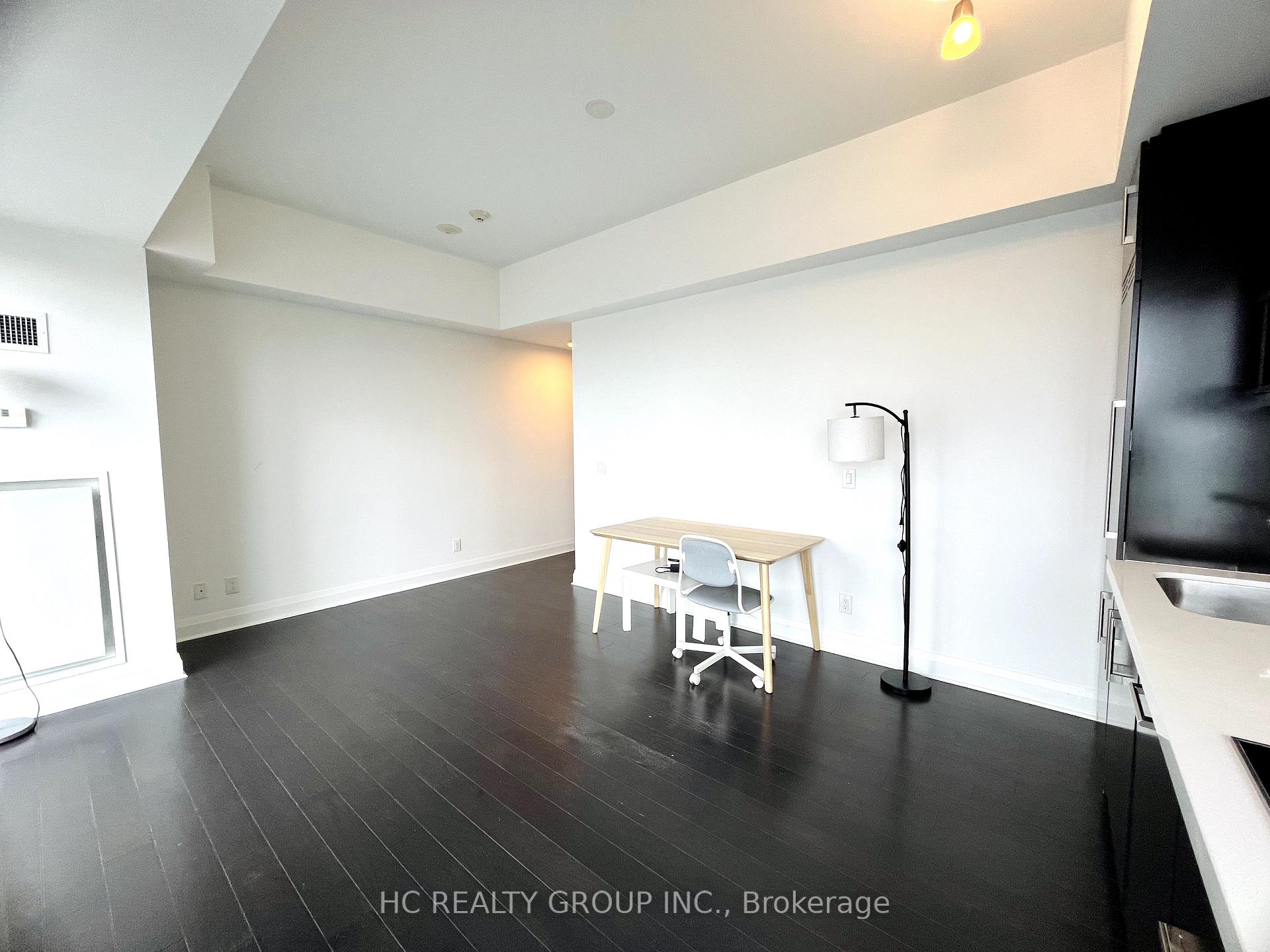 Photo 6 of Unit 4406, 1080 Bay Street, Toronto, Bay Street Corridor — HOMEH