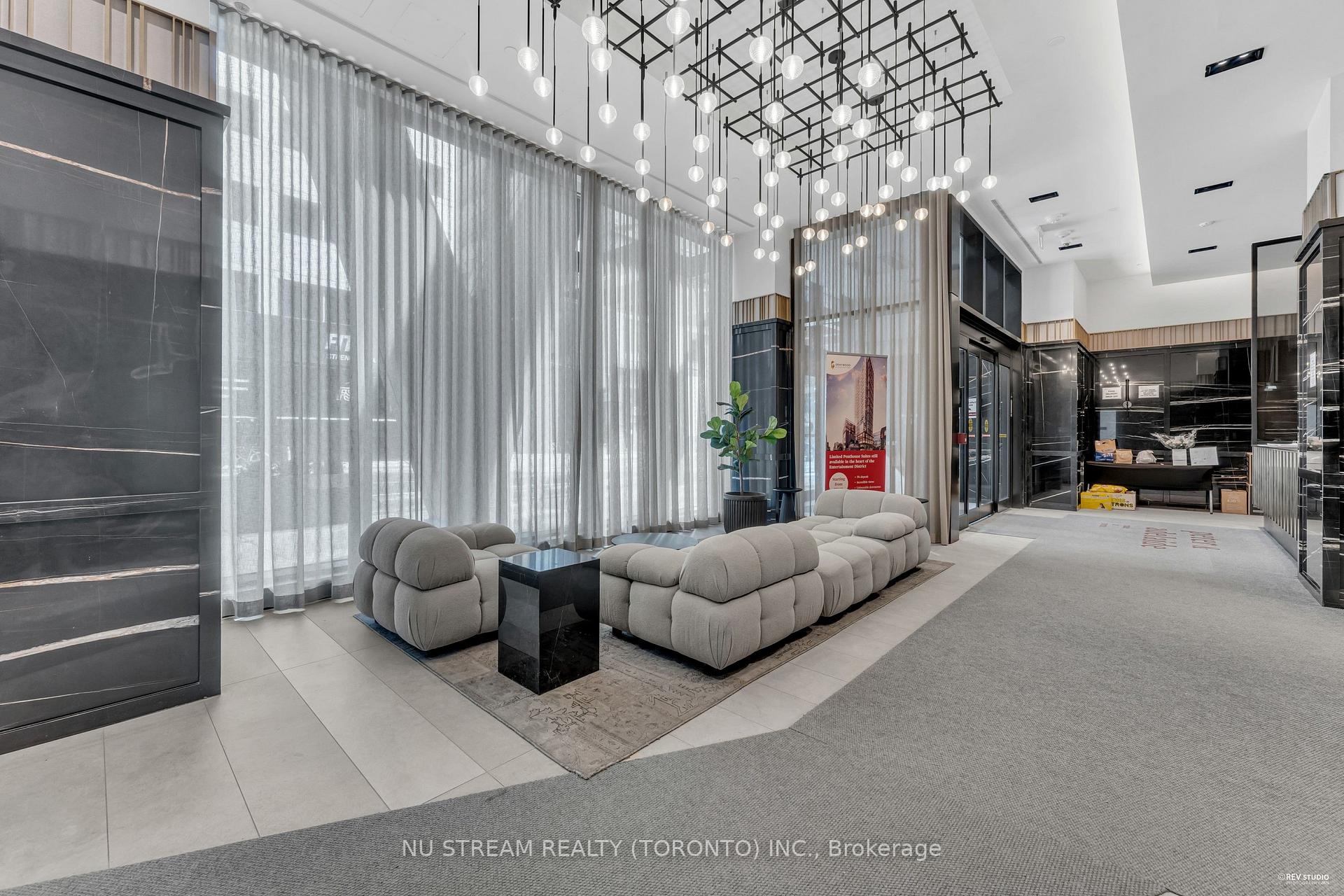 Photo 3 of Unit 2206, 108 Peter Street, Toronto, Waterfront Communities — HOMEH