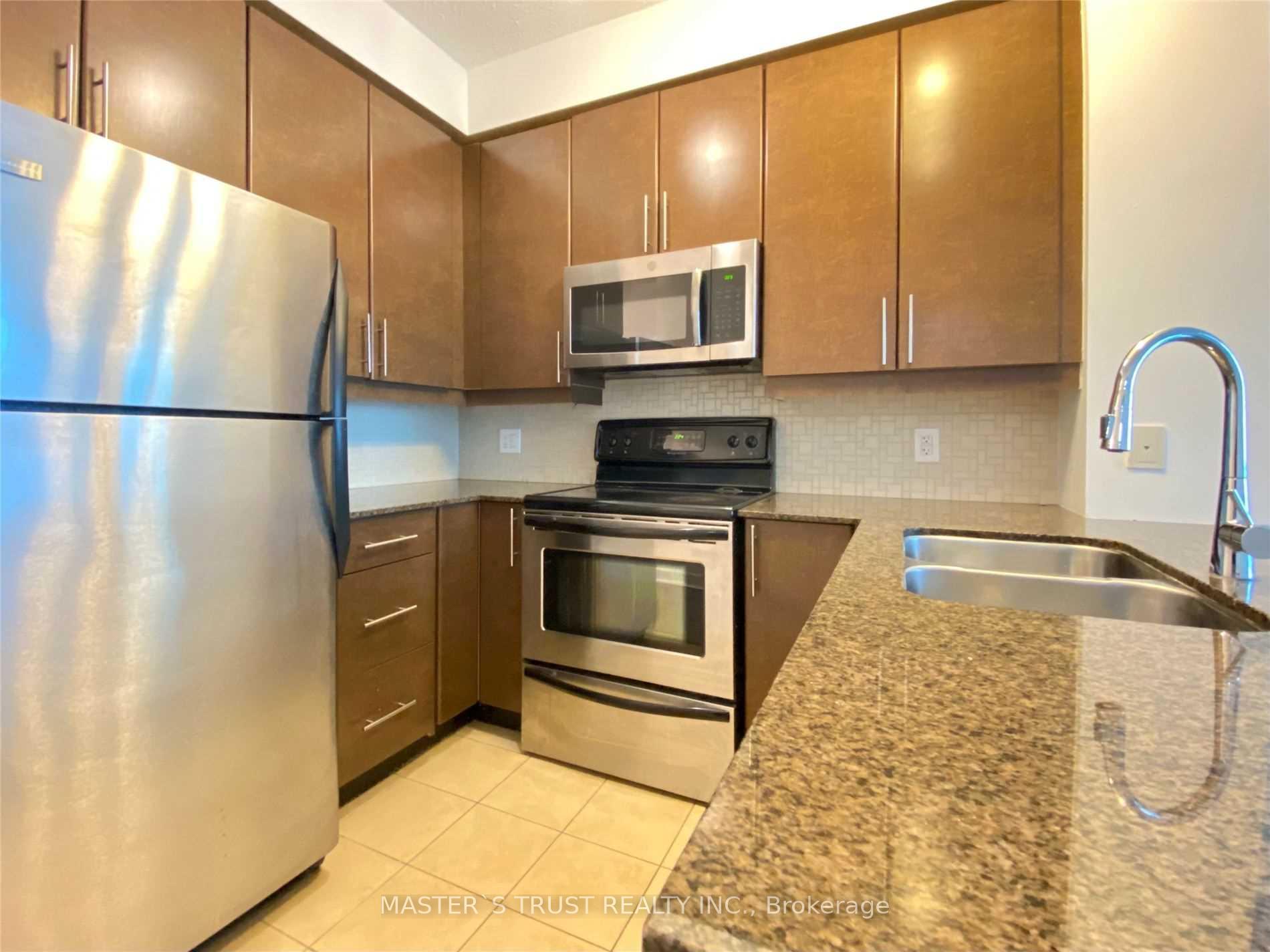 Photo 10 of Unit 3211, 18 Harbour Street, Toronto, Waterfront Communities — HOMEH