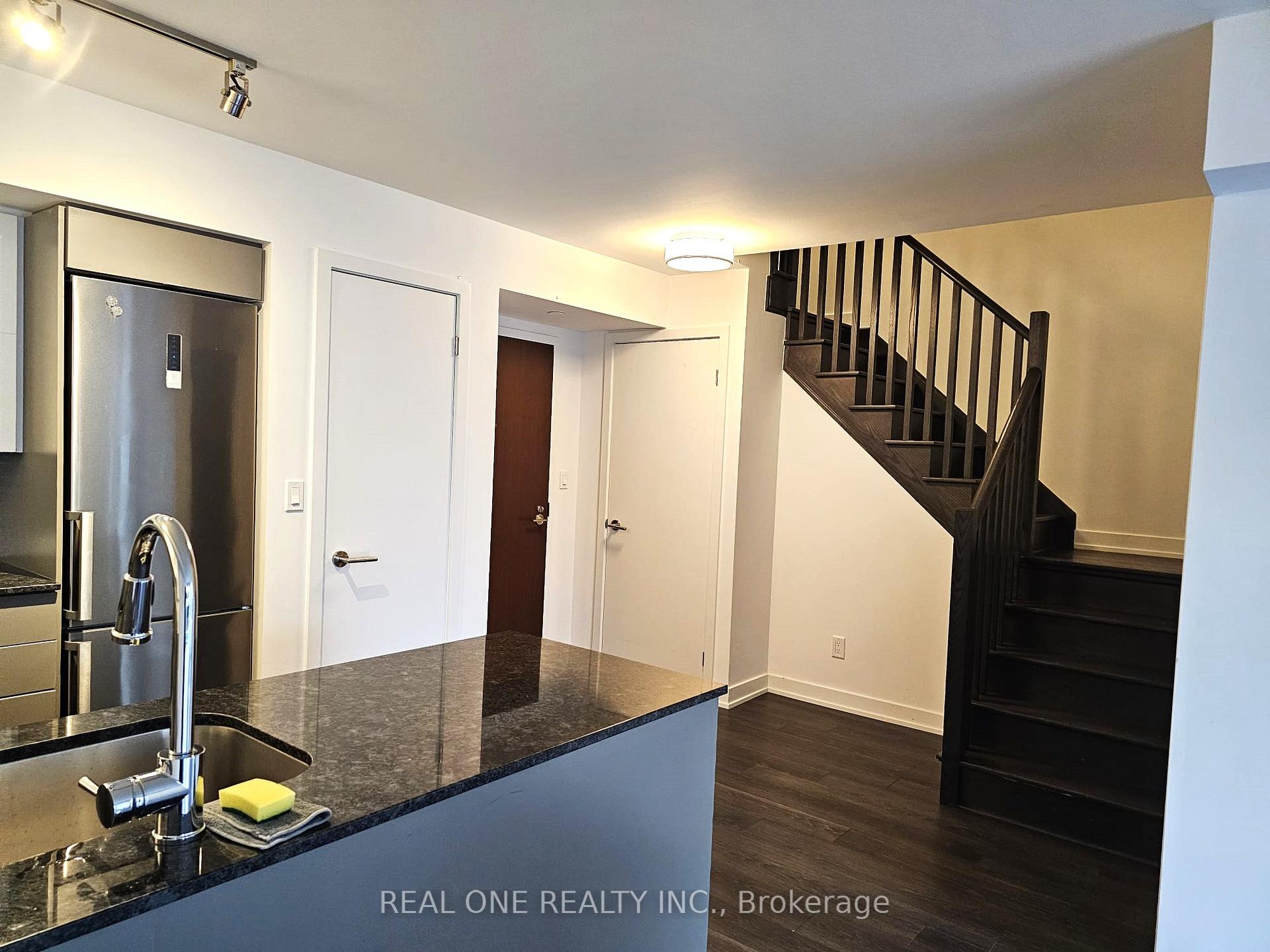 Photo 10 of Unit TH5, 110 Varna Drive, Toronto, Englemount-Lawrence — HOMEH