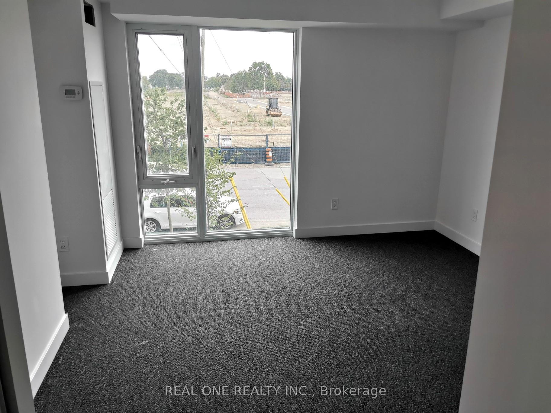 Photo 11 of Unit TH5, 110 Varna Drive, Toronto, Englemount-Lawrence — HOMEH