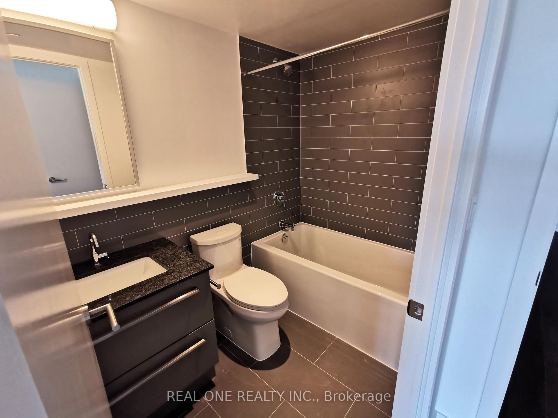 Photo 12 of Unit TH5, 110 Varna Drive, Toronto, Englemount-Lawrence — HOMEH