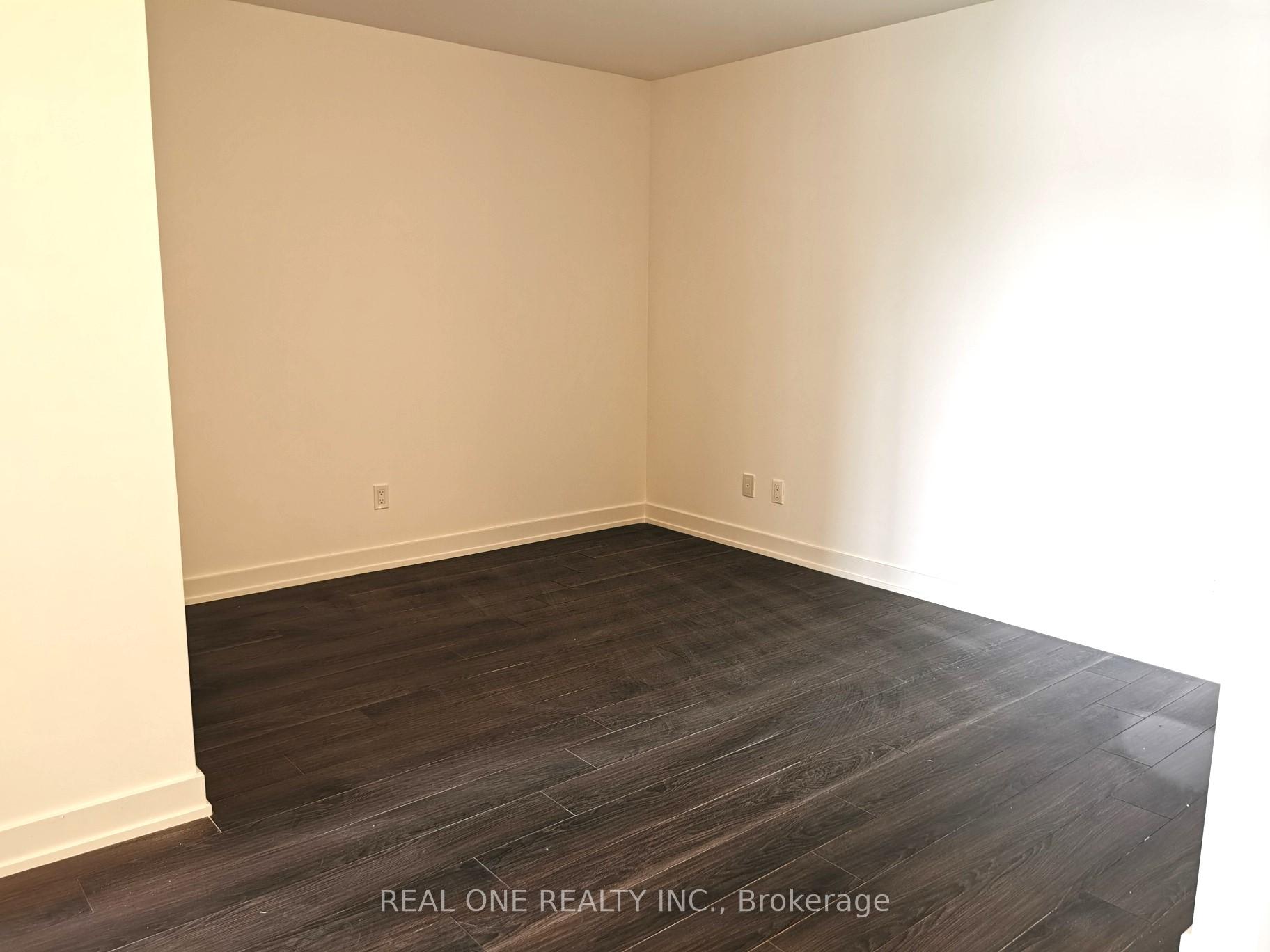 Photo 14 of Unit TH5, 110 Varna Drive, Toronto, Englemount-Lawrence — HOMEH