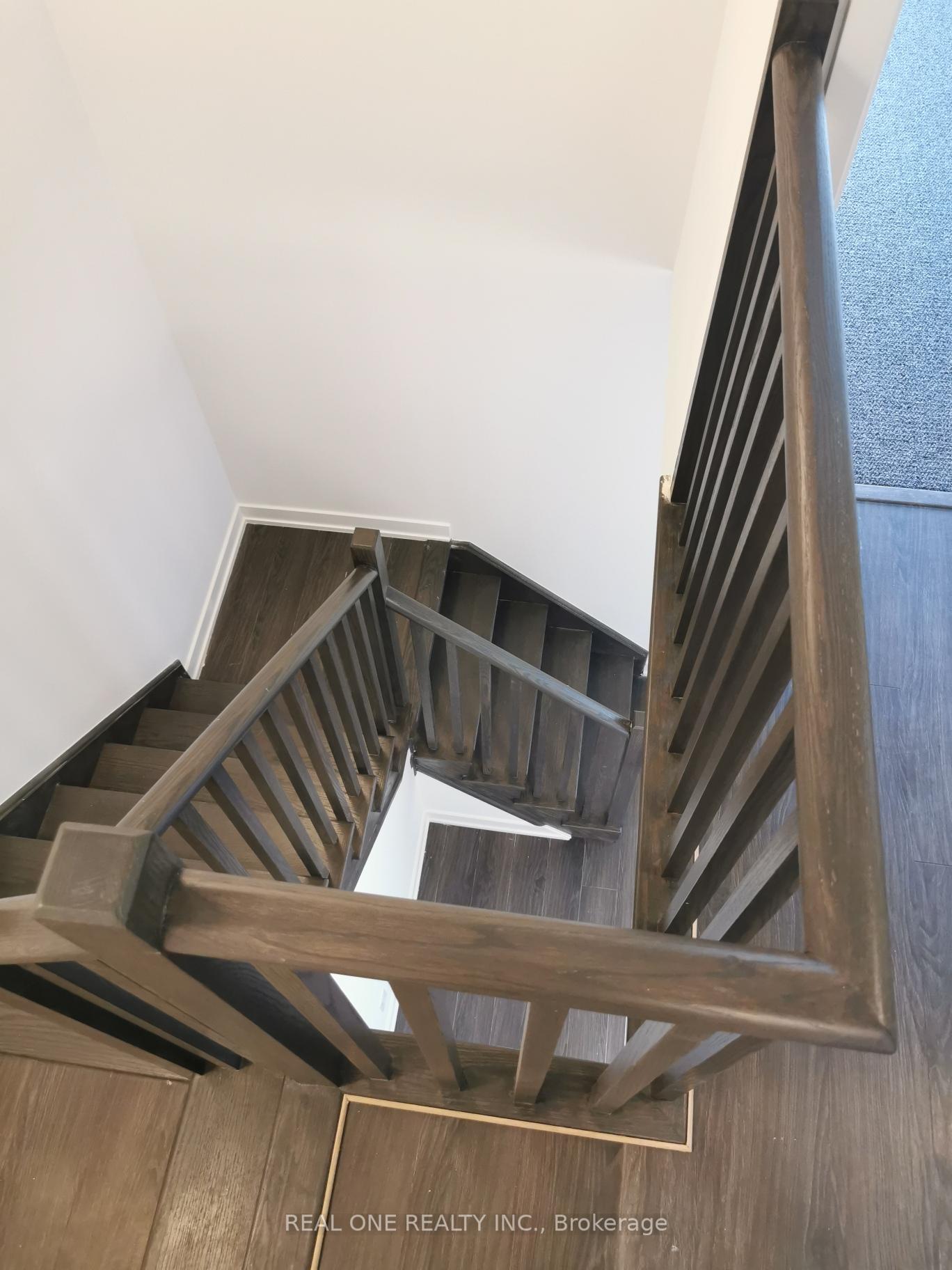 Photo 16 of Unit TH5, 110 Varna Drive, Toronto, Englemount-Lawrence — HOMEH