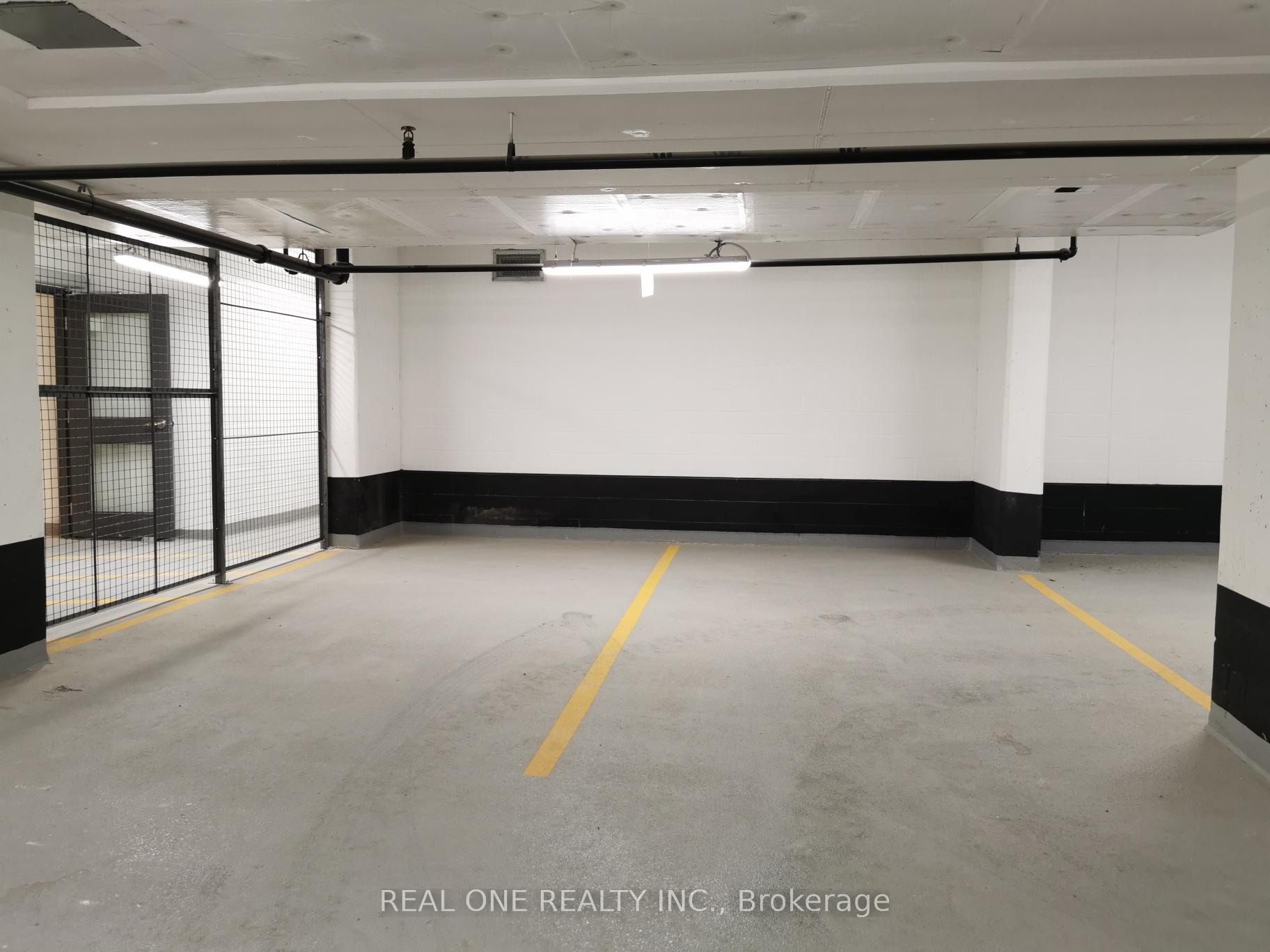 Photo 17 of Unit TH5, 110 Varna Drive, Toronto, Englemount-Lawrence — HOMEH