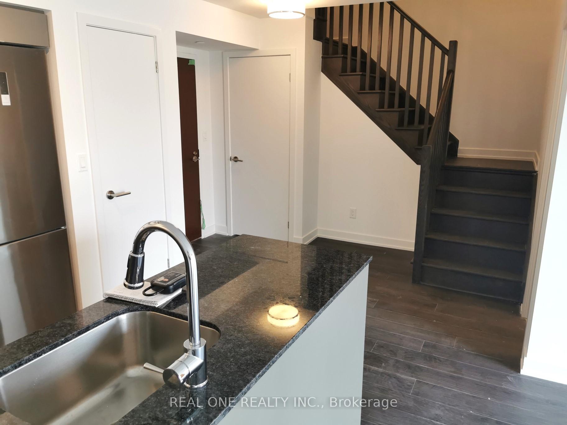 Photo 21 of Unit TH5, 110 Varna Drive, Toronto, Englemount-Lawrence — HOMEH