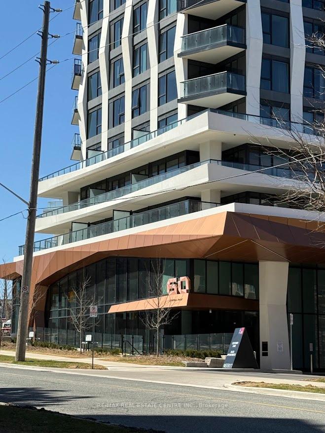 Photo 2 of Unit 2004, 60 Central Park Roadway Road, Etobicoke, Islington-City Centre West — HOMEH