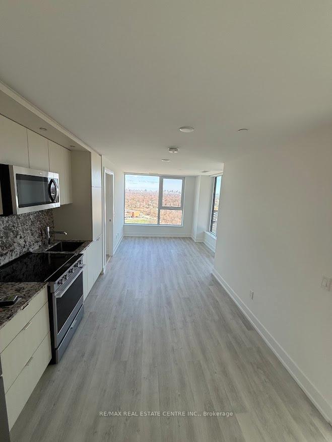 Photo 8 of Unit 2004, 60 Central Park Roadway Road, Etobicoke, Islington-City Centre West — HOMEH
