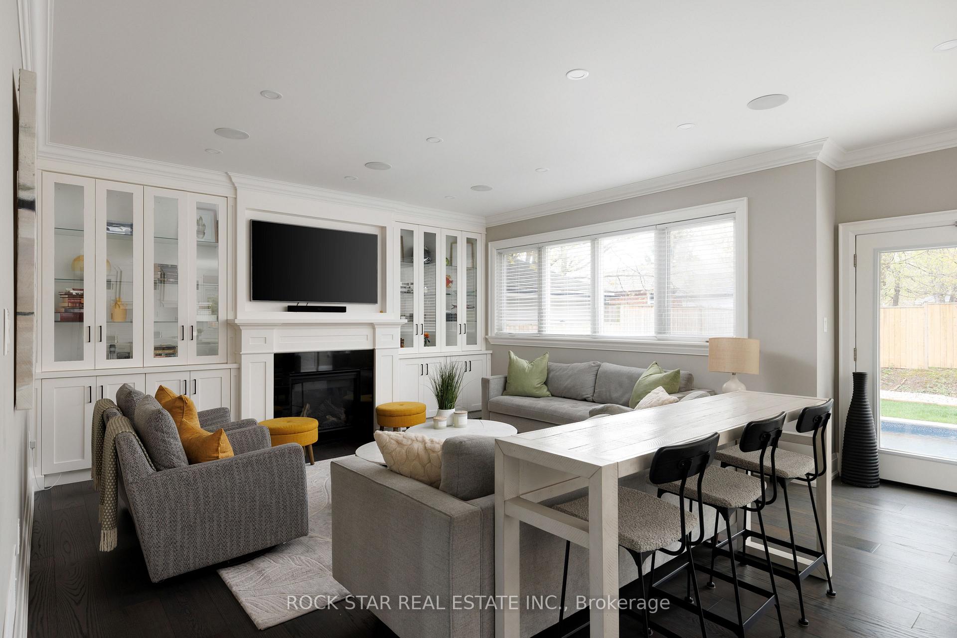 Photo 4 of 540 Weir Avenue, Oakville, West — HOMEH