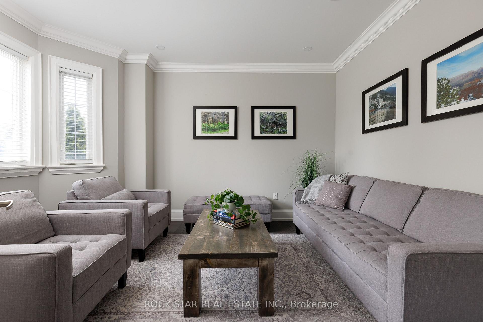 Photo 10 of 540 Weir Avenue, Oakville, West — HOMEH