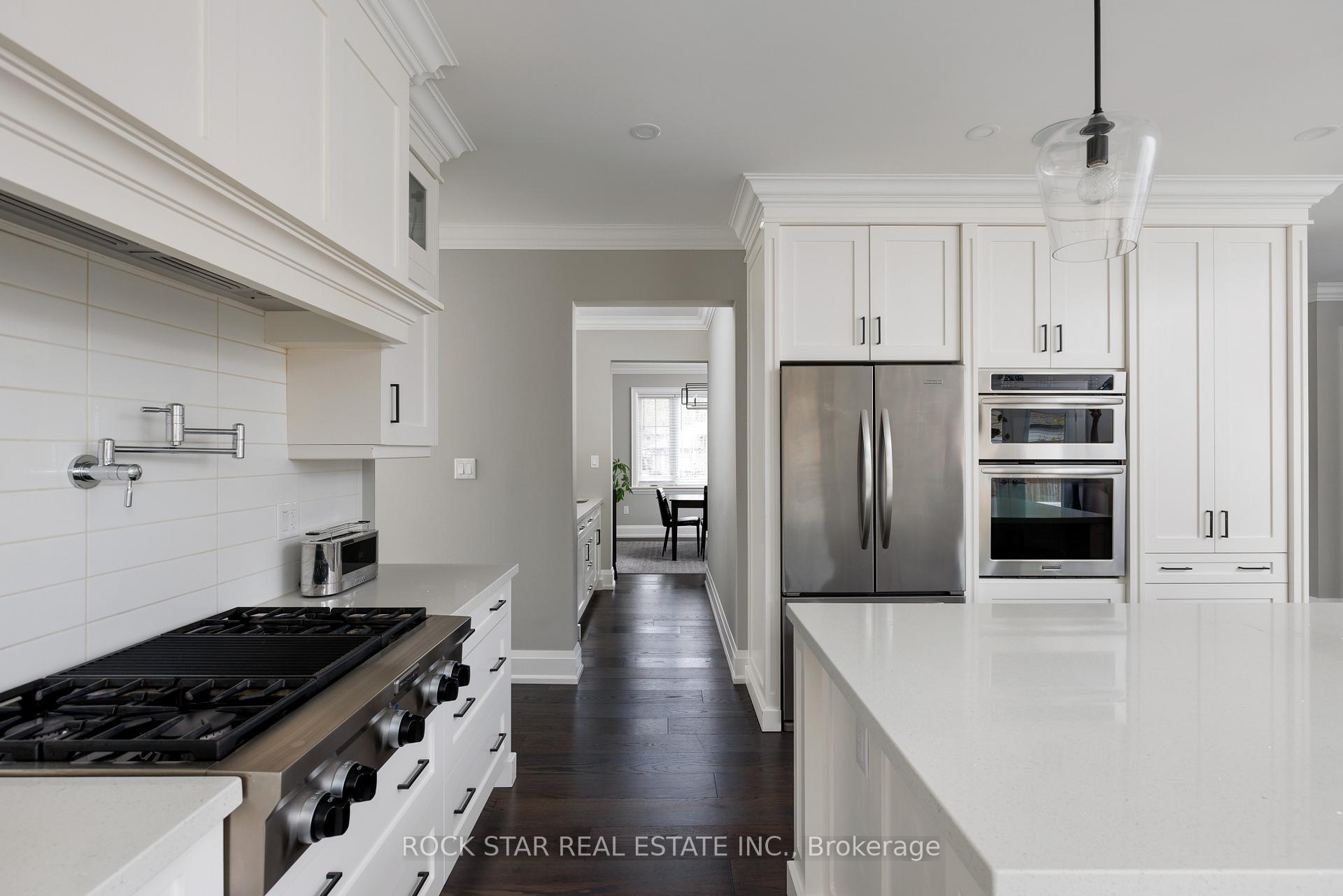 Photo 14 of 540 Weir Avenue, Oakville, West — HOMEH