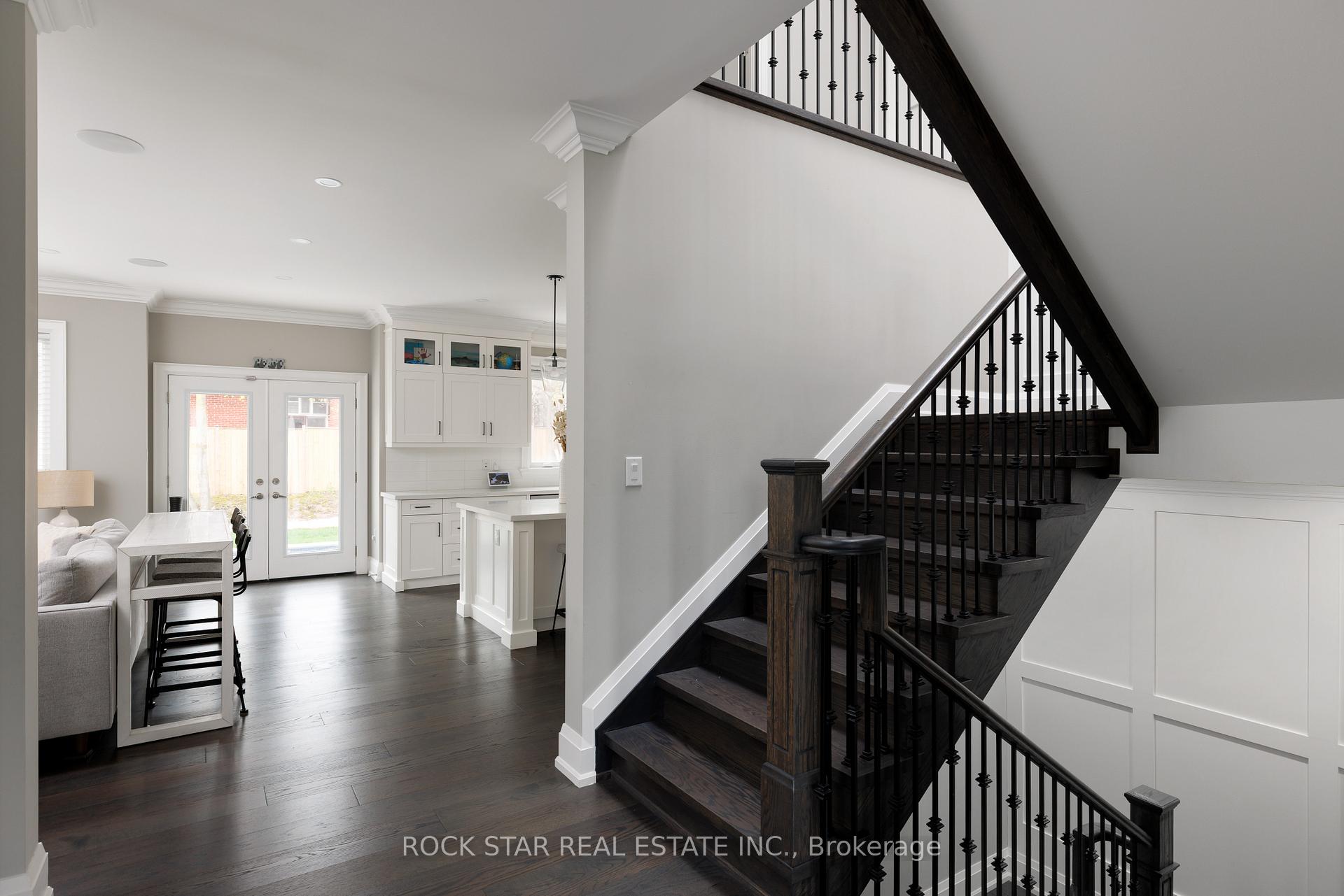 Photo 26 of 540 Weir Avenue, Oakville, West — HOMEH