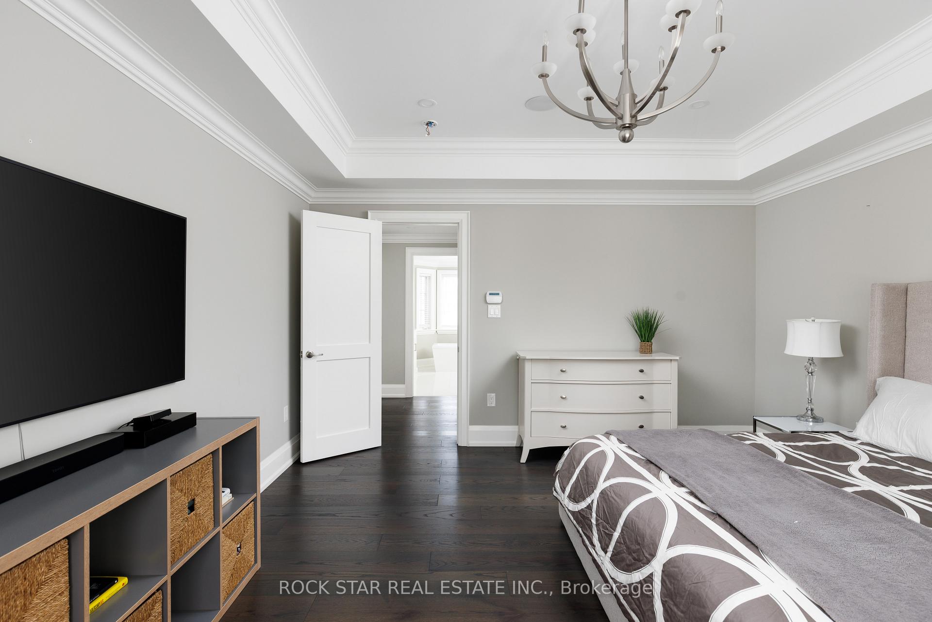 Photo 29 of 540 Weir Avenue, Oakville, West — HOMEH