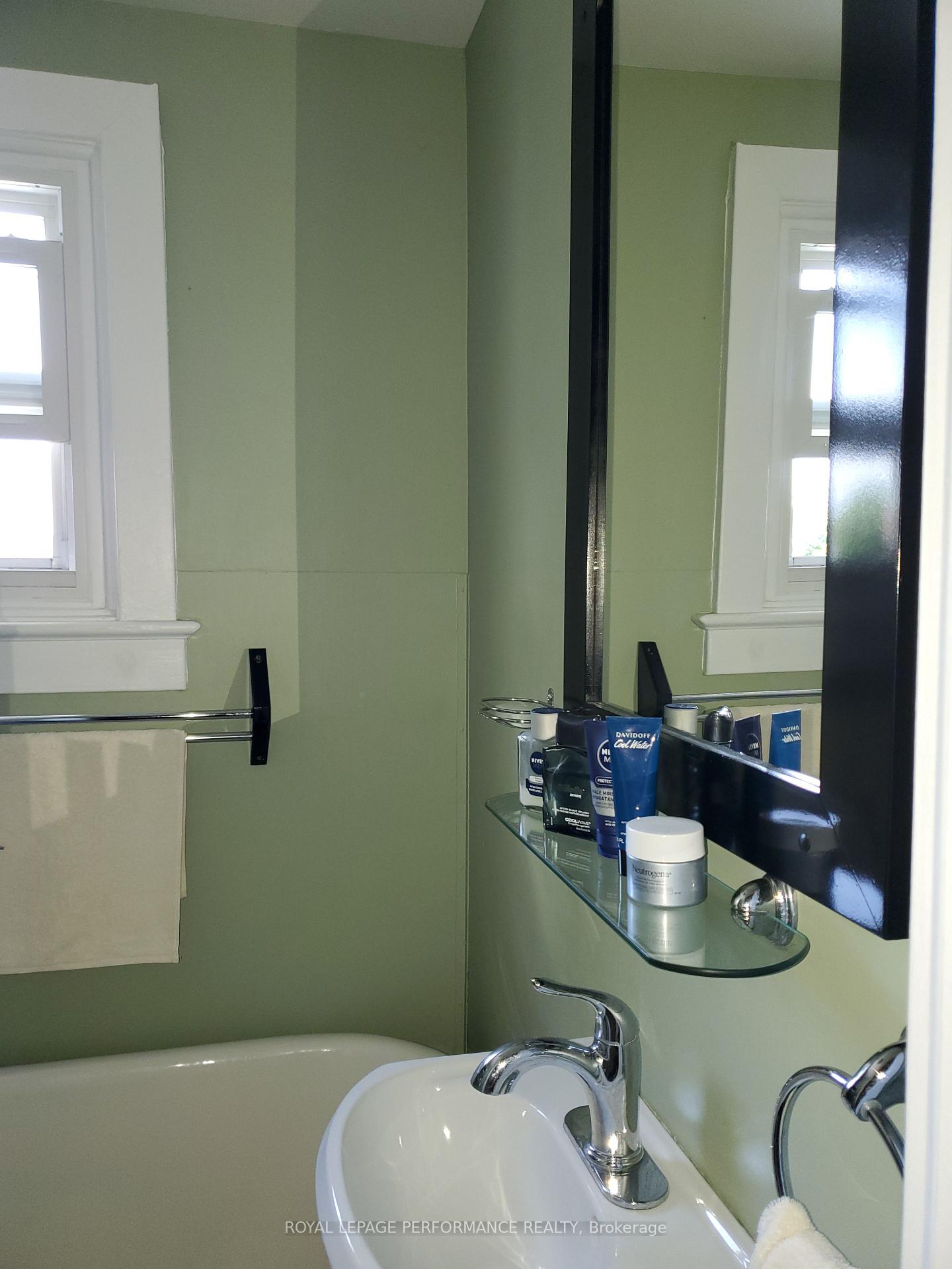Photo 8 of 339 Louisa Street, Cornwall, Cornwall — HOMEH