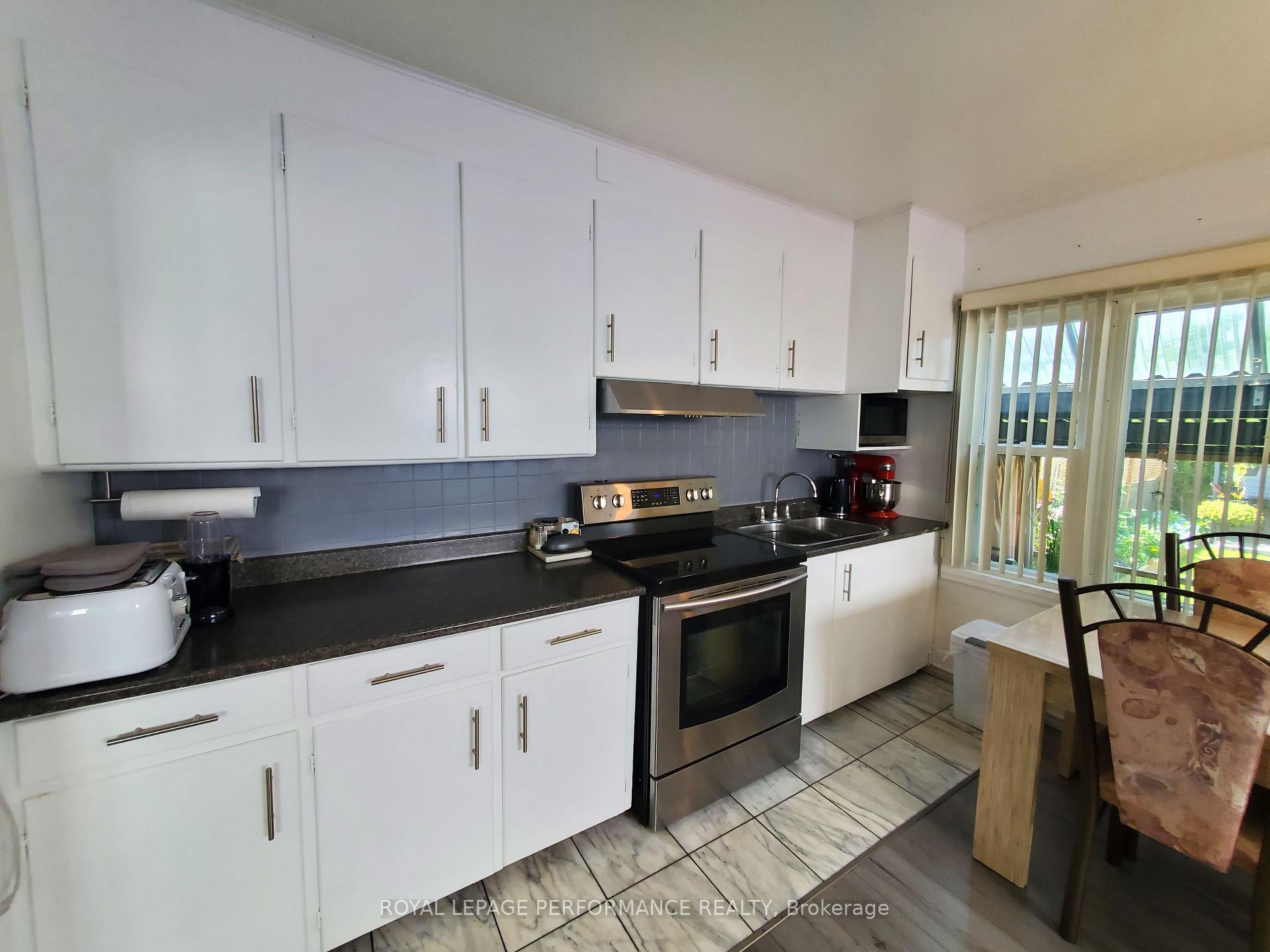 Photo 14 of 339 Louisa Street, Cornwall, Cornwall — HOMEH