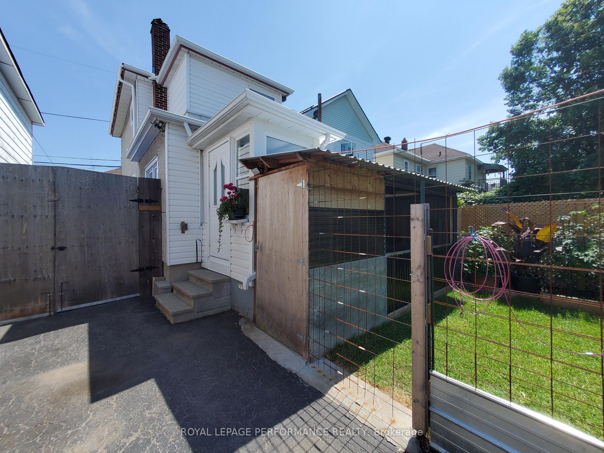 Photo 18 of 339 Louisa Street, Cornwall, Cornwall — HOMEH