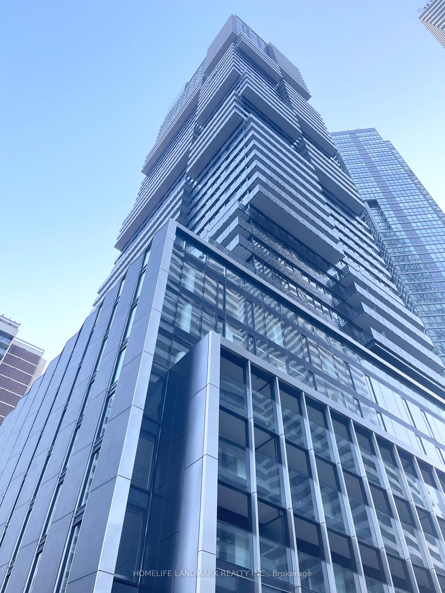 Front of Unit 1610, 55 Charles Street E