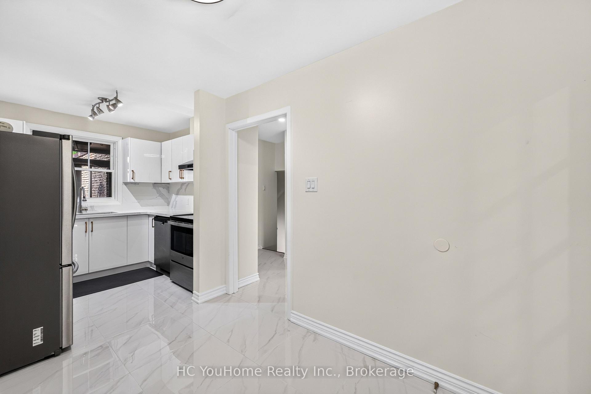 Photo 9 of Unit 32, 81 Brookmill Boulevard, Scarborough, L'Amoreaux — HOMEH
