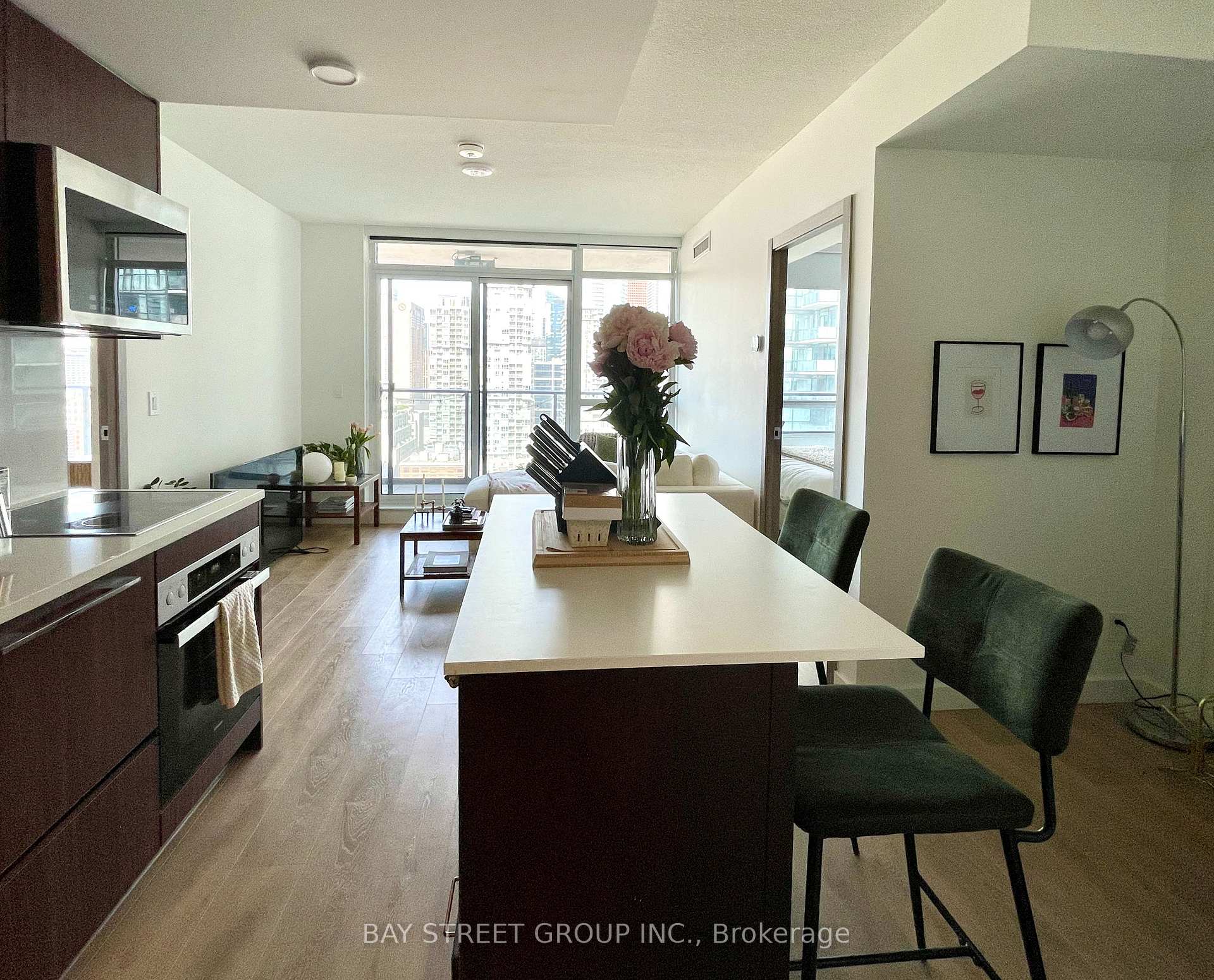 Photo 8 of Unit 2702, 38 Widmer Street, Toronto, Waterfront Communities — HOMEH