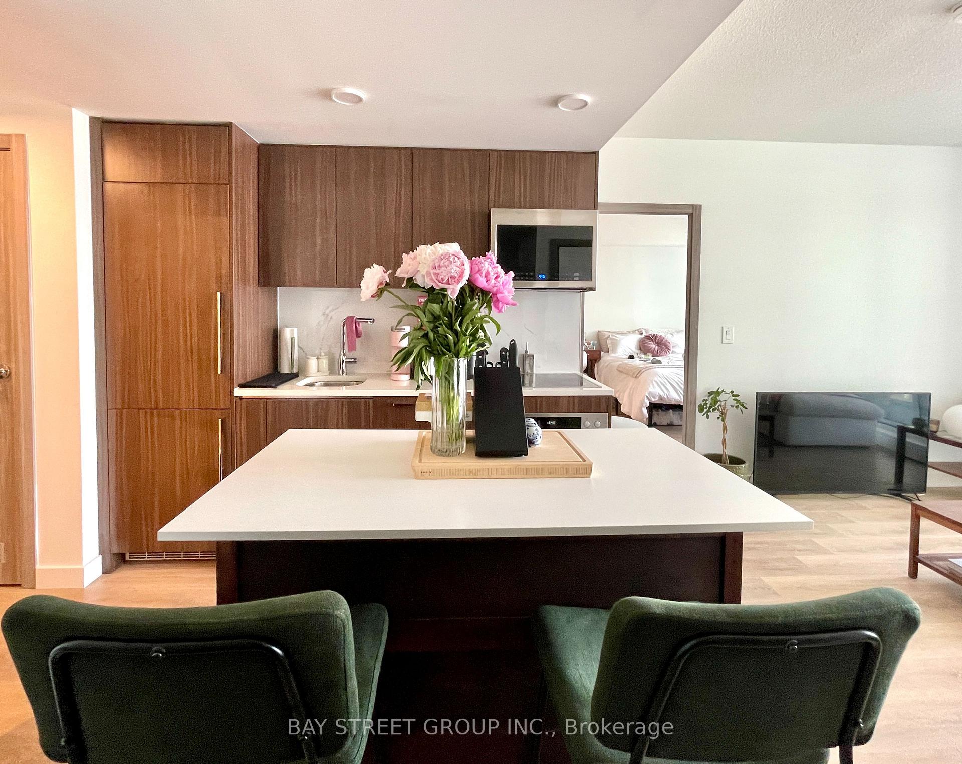 Photo 12 of Unit 2702, 38 Widmer Street, Toronto, Waterfront Communities — HOMEH
