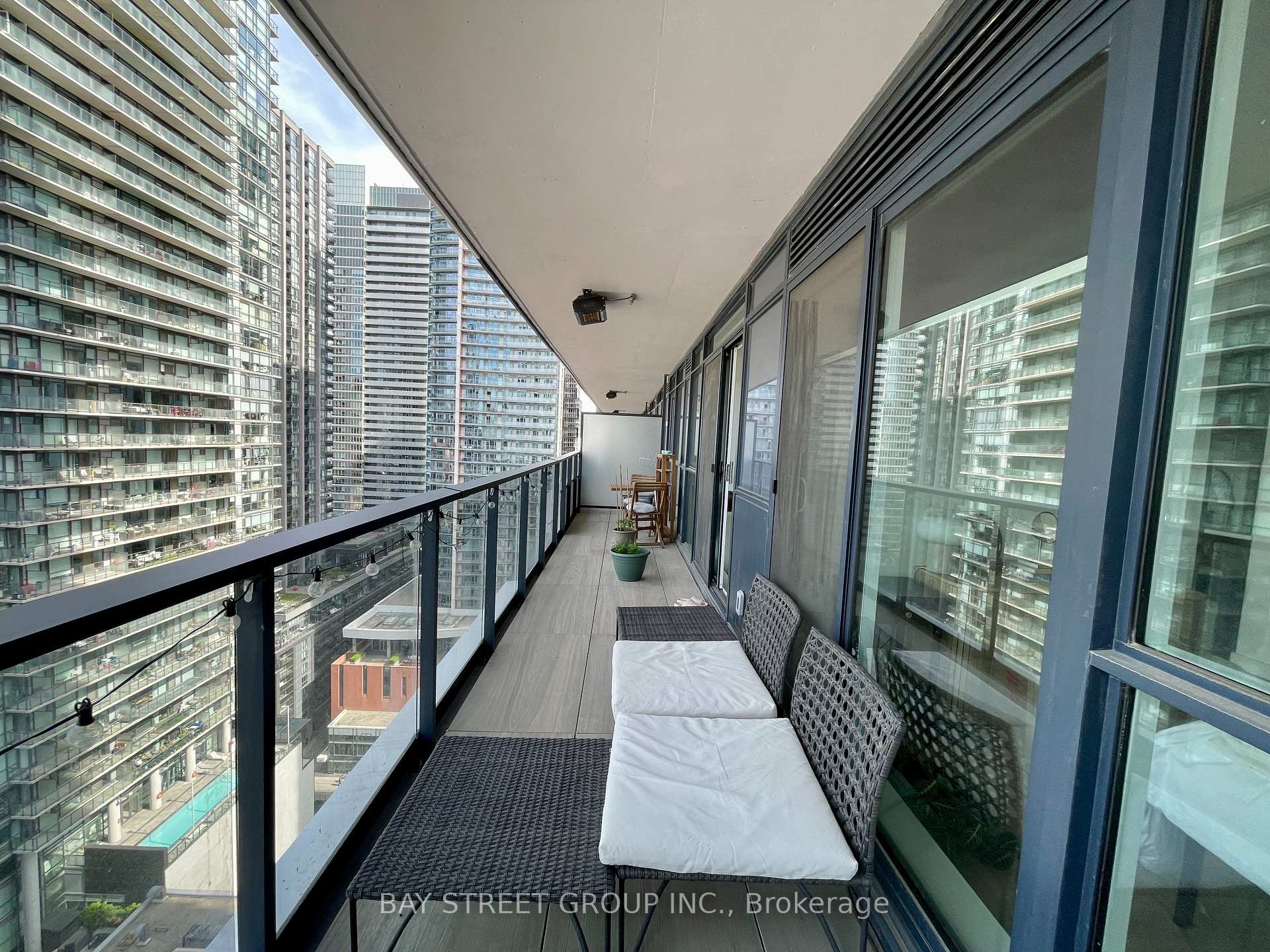 Photo 24 of Unit 2702, 38 Widmer Street, Toronto, Waterfront Communities — HOMEH