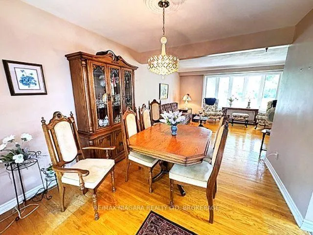 Photo 8 of 19 Ramlee Road, St. Catharines, Vine/Linwell — HOMEH