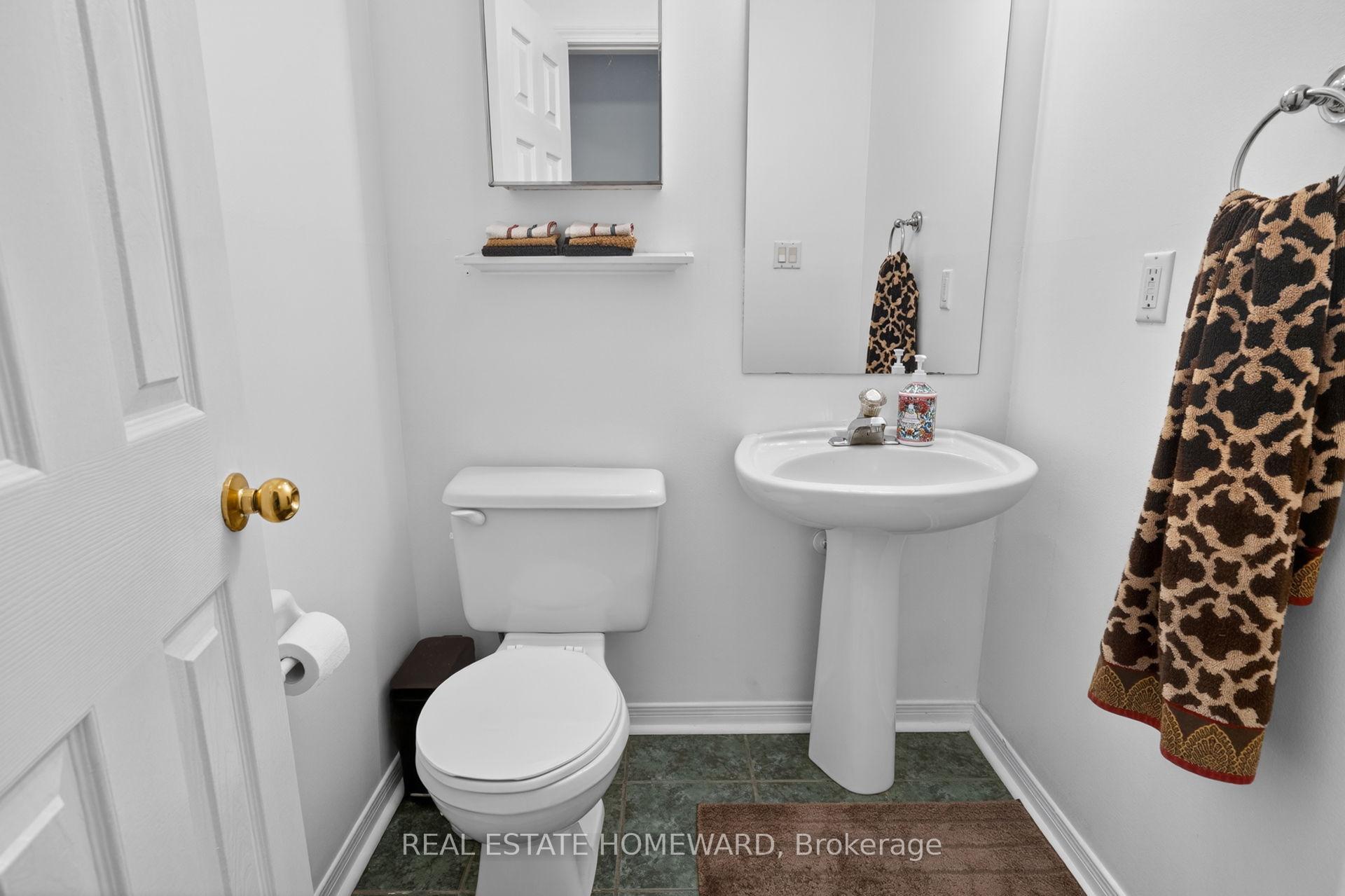 Photo 19 of 133 Tremount Street, Whitby, Brooklin — HOMEH