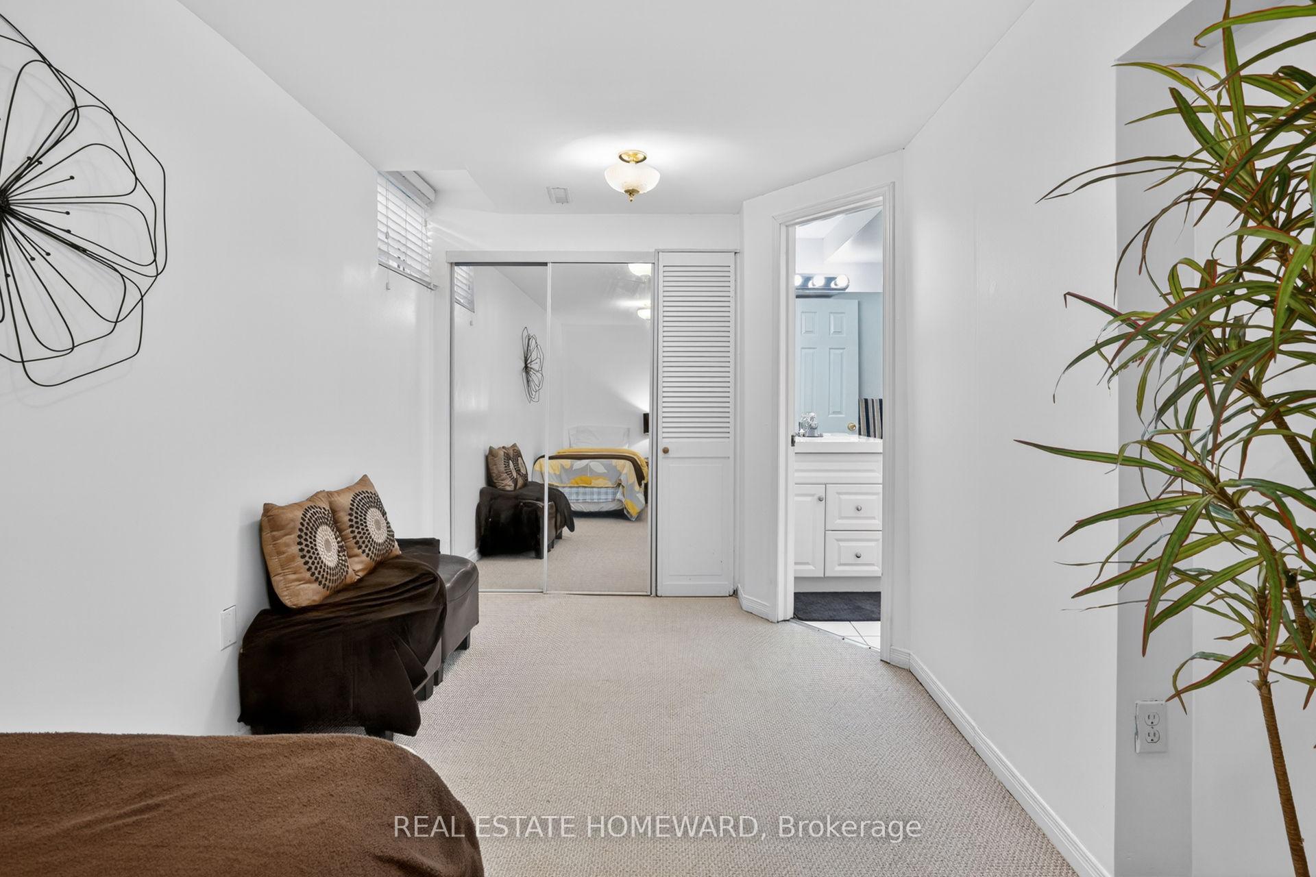 Photo 41 of 133 Tremount Street, Whitby, Brooklin — HOMEH
