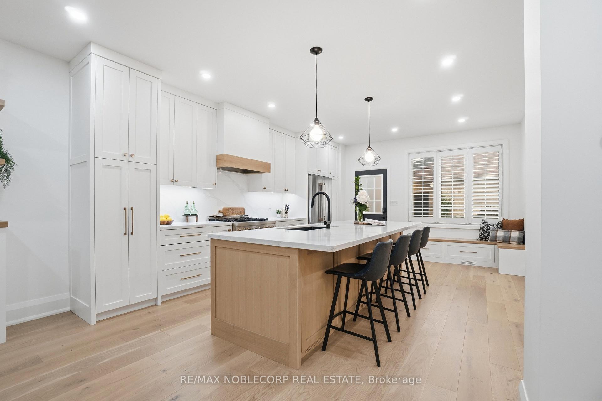 Photo 7 of 2 Glengordon Crescent, Markham, Devil's Elbow — HOMEH