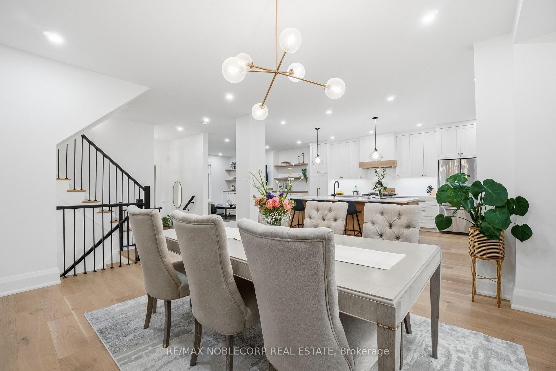Photo 17 of 2 Glengordon Crescent, Markham, Devil's Elbow — HOMEH
