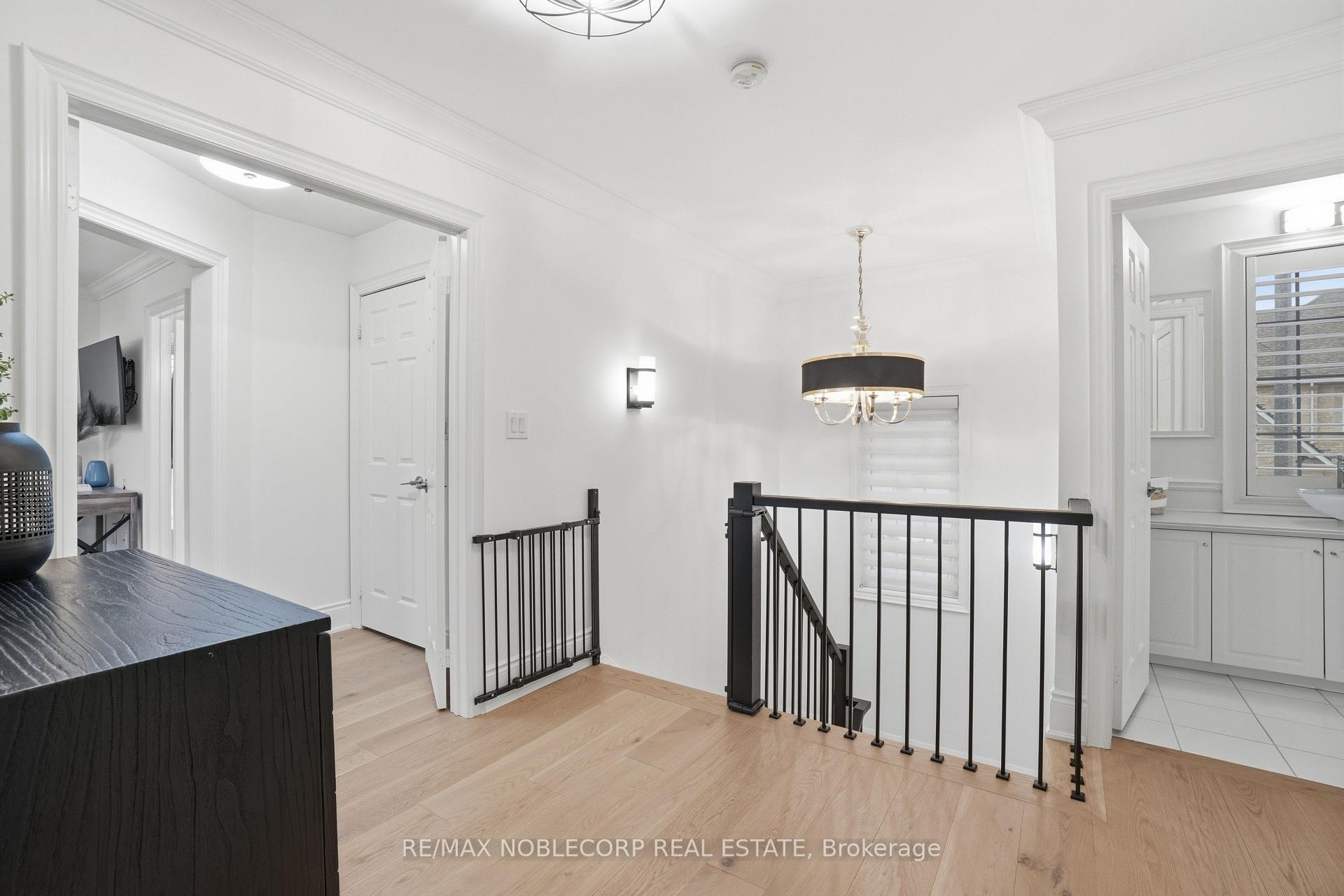 Photo 21 of 2 Glengordon Crescent, Markham, Devil's Elbow — HOMEH