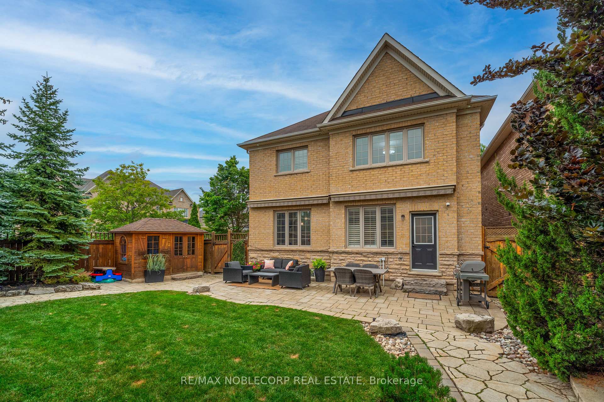 Photo 33 of 2 Glengordon Crescent, Markham, Devil's Elbow — HOMEH
