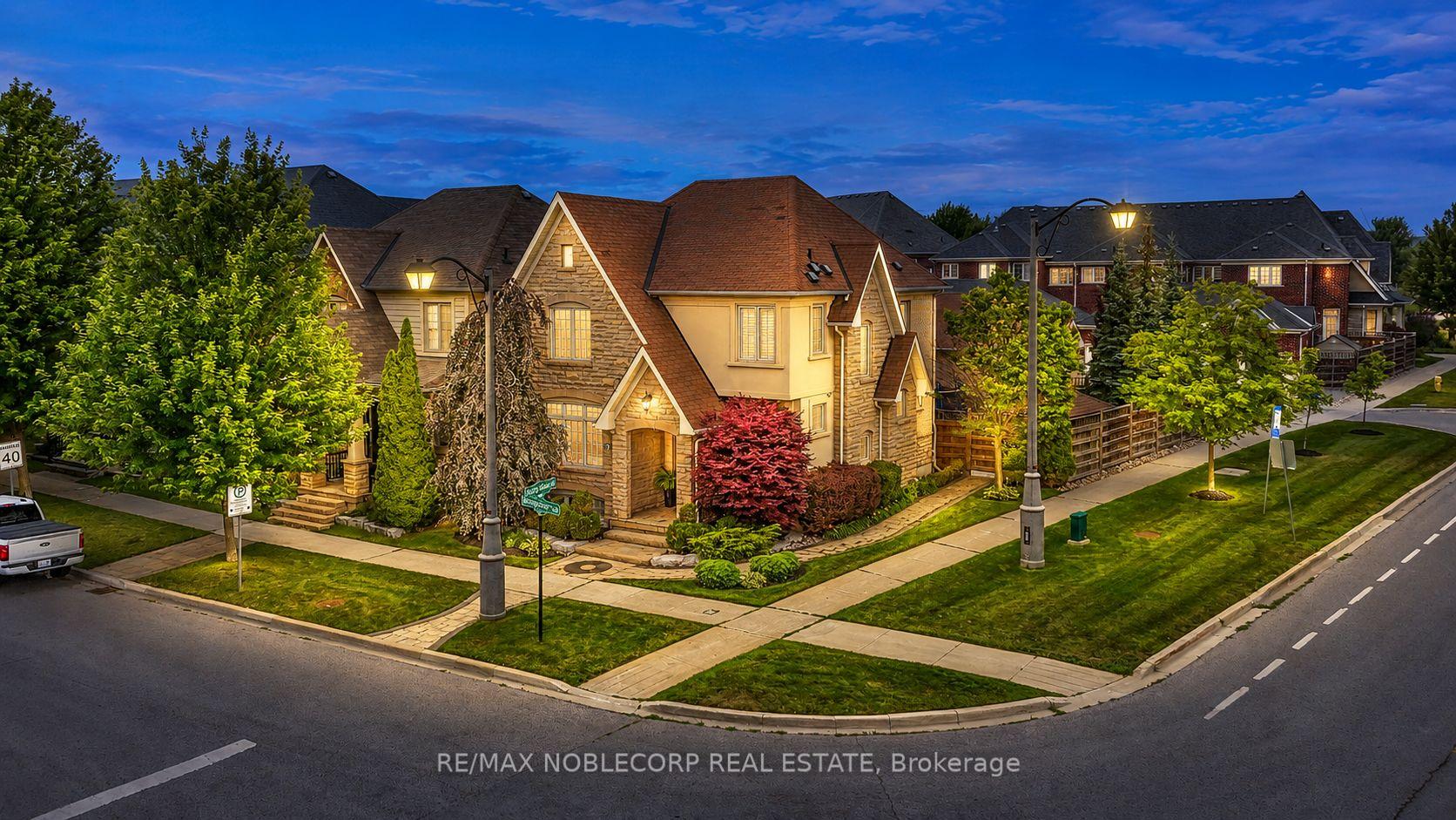 Photo 37 of 2 Glengordon Crescent, Markham, Devil's Elbow — HOMEH