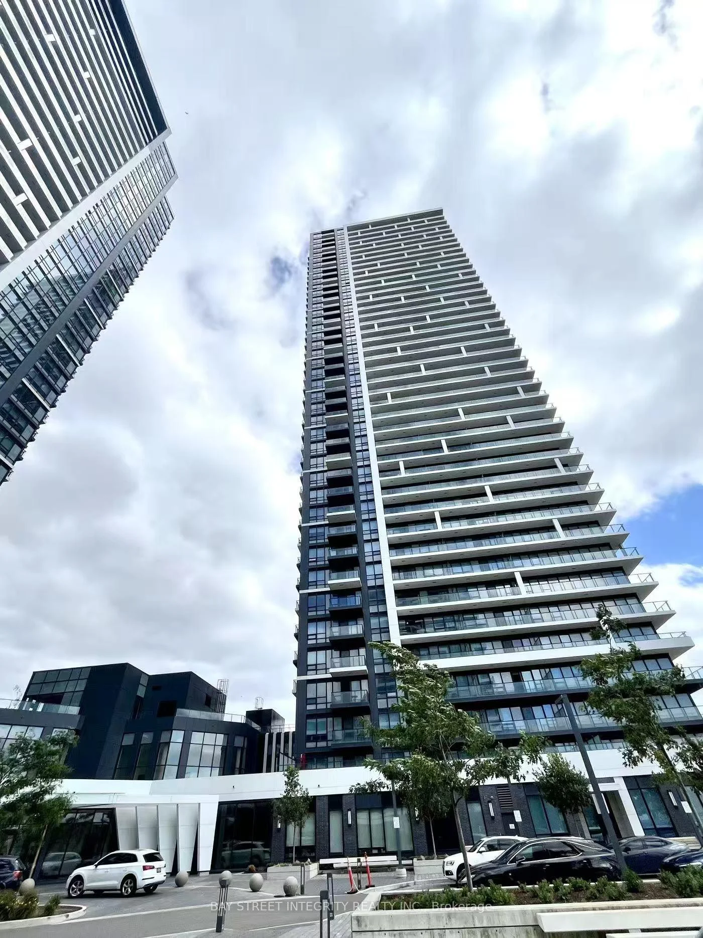 Photo 9 of Unit 4603, 8 Water Walk Drive, Markham, Unionville — HOMEH