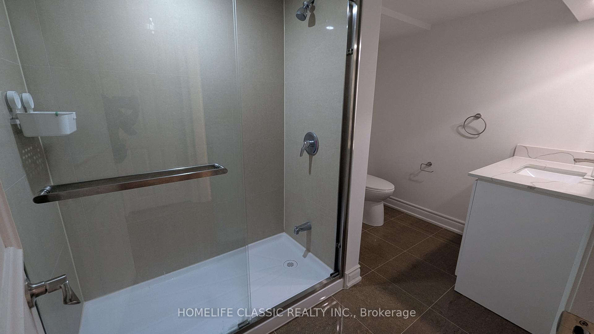 Photo 5 of 230 Alsace Road, Richmond Hill, Crosby — HOMEH