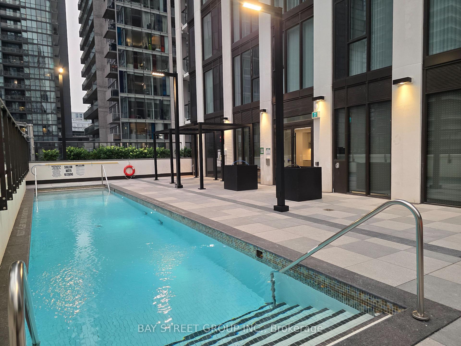 Photo 11 of Unit 802, 400 King Street W, Toronto, Waterfront Communities — HOMEH