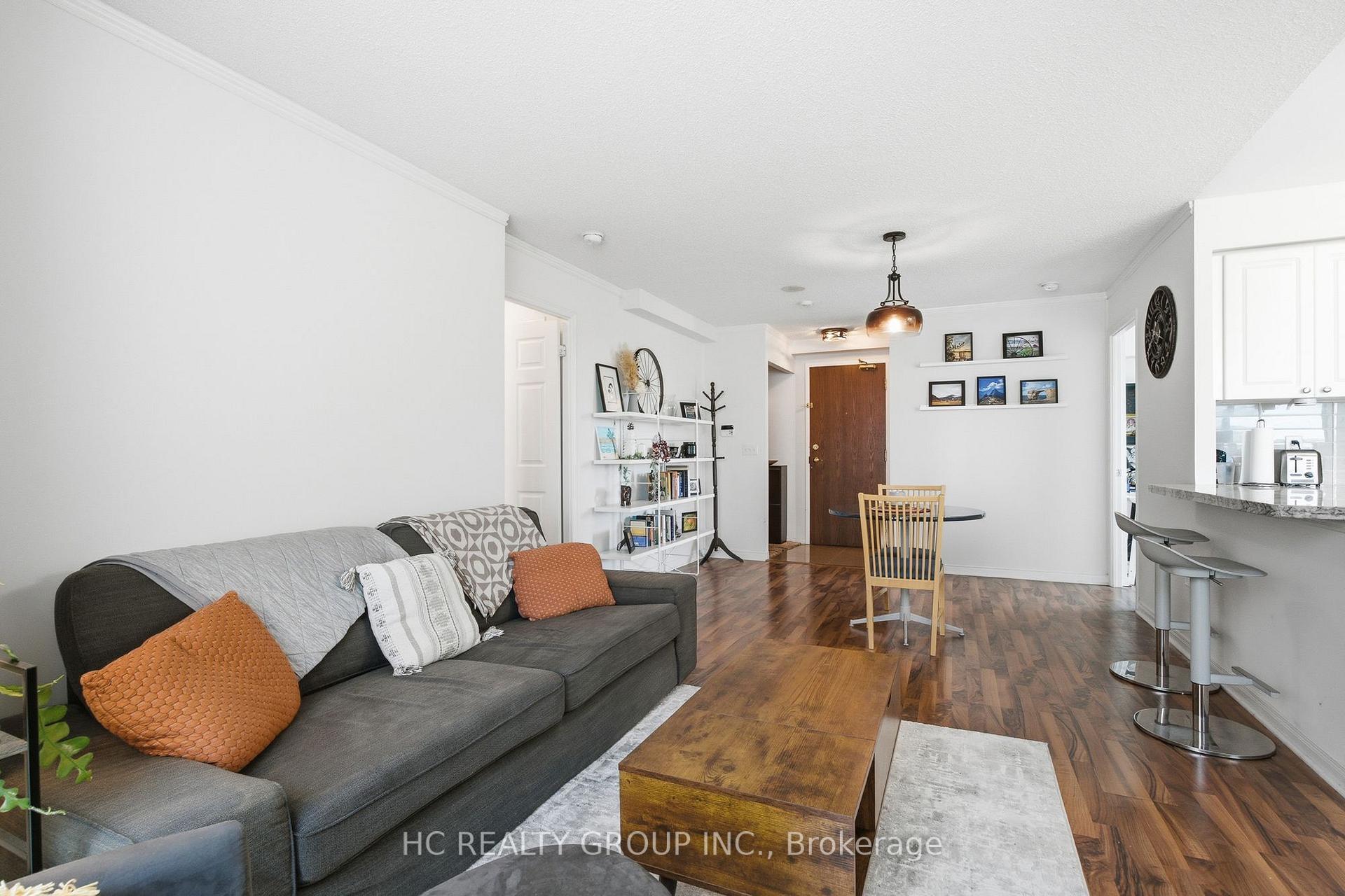 Photo 4 of Unit 713, 17 Michael Power Place, Etobicoke, Islington-City Centre West — HOMEH