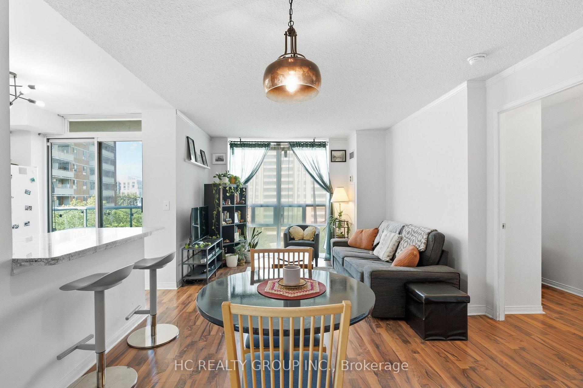 Photo 7 of Unit 713, 17 Michael Power Place, Etobicoke, Islington-City Centre West — HOMEH