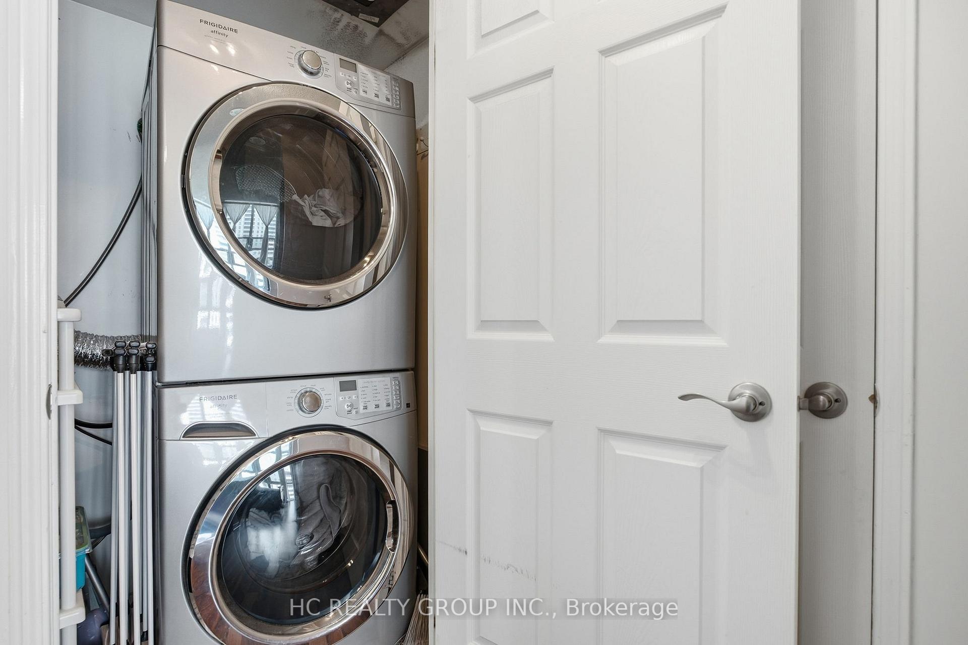 Photo 13 of Unit 713, 17 Michael Power Place, Etobicoke, Islington-City Centre West — HOMEH