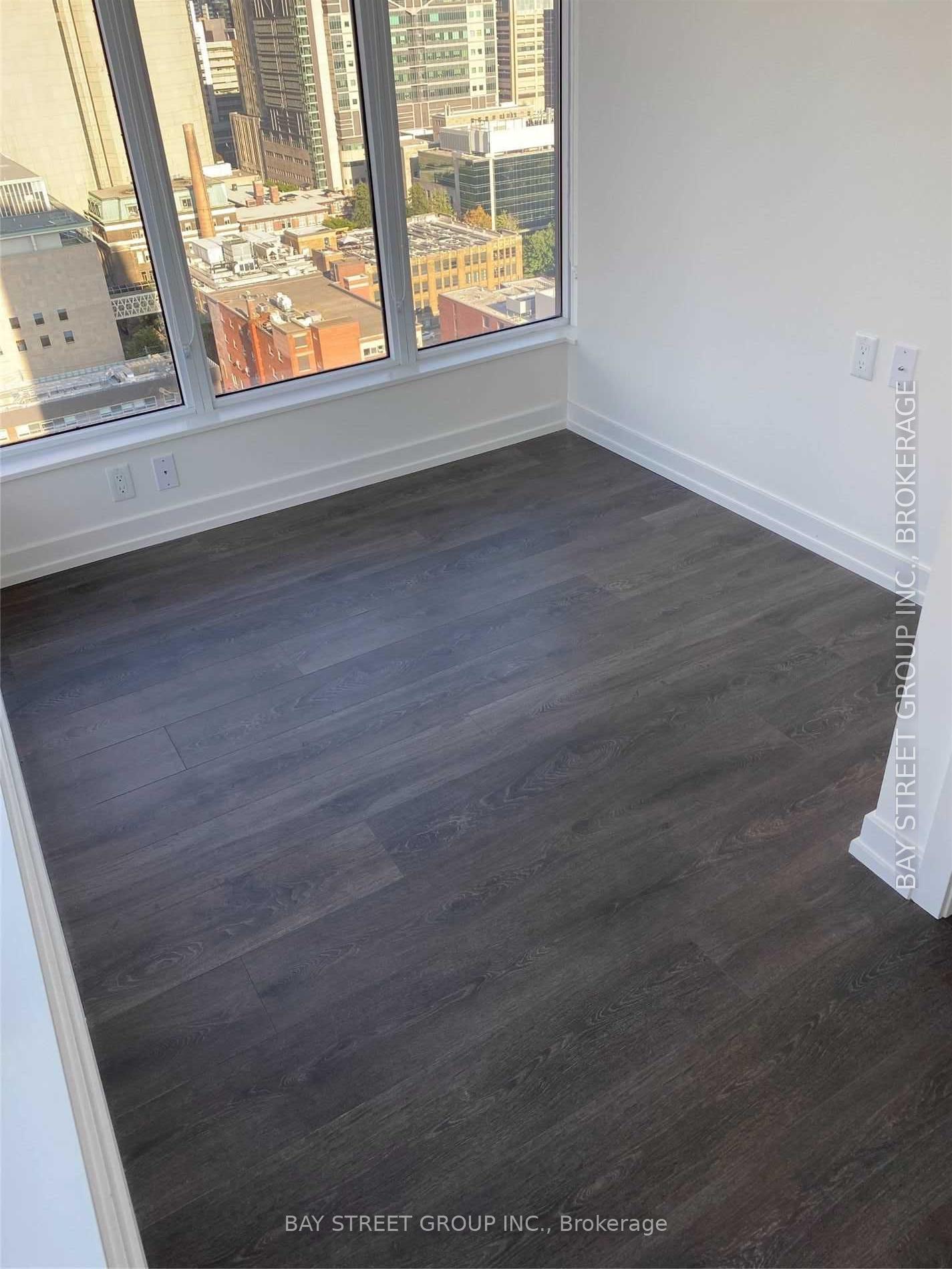 Photo 14 of Unit 1706, 203 College Street, Toronto, Kensington-Chinatown — HOMEH