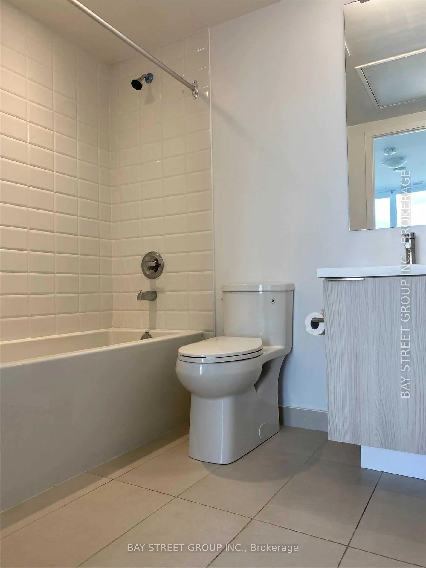 Photo 2 of Unit 1706, 203 College Street, Toronto, Kensington-Chinatown — HOMEH
