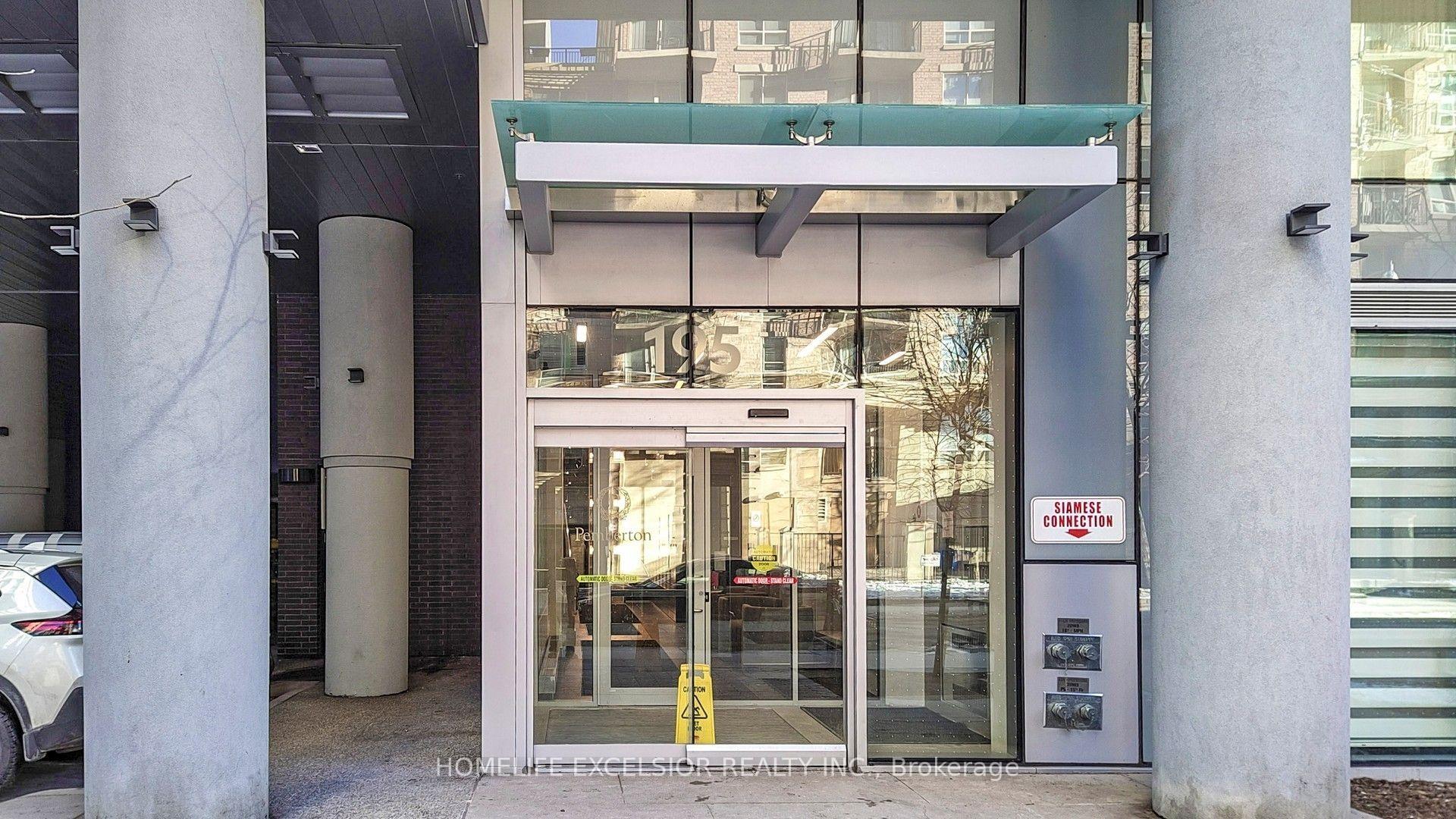 Photo 5 of Unit 914, 195 Redpath Avenue, Toronto, Mount Pleasant West — HOMEH